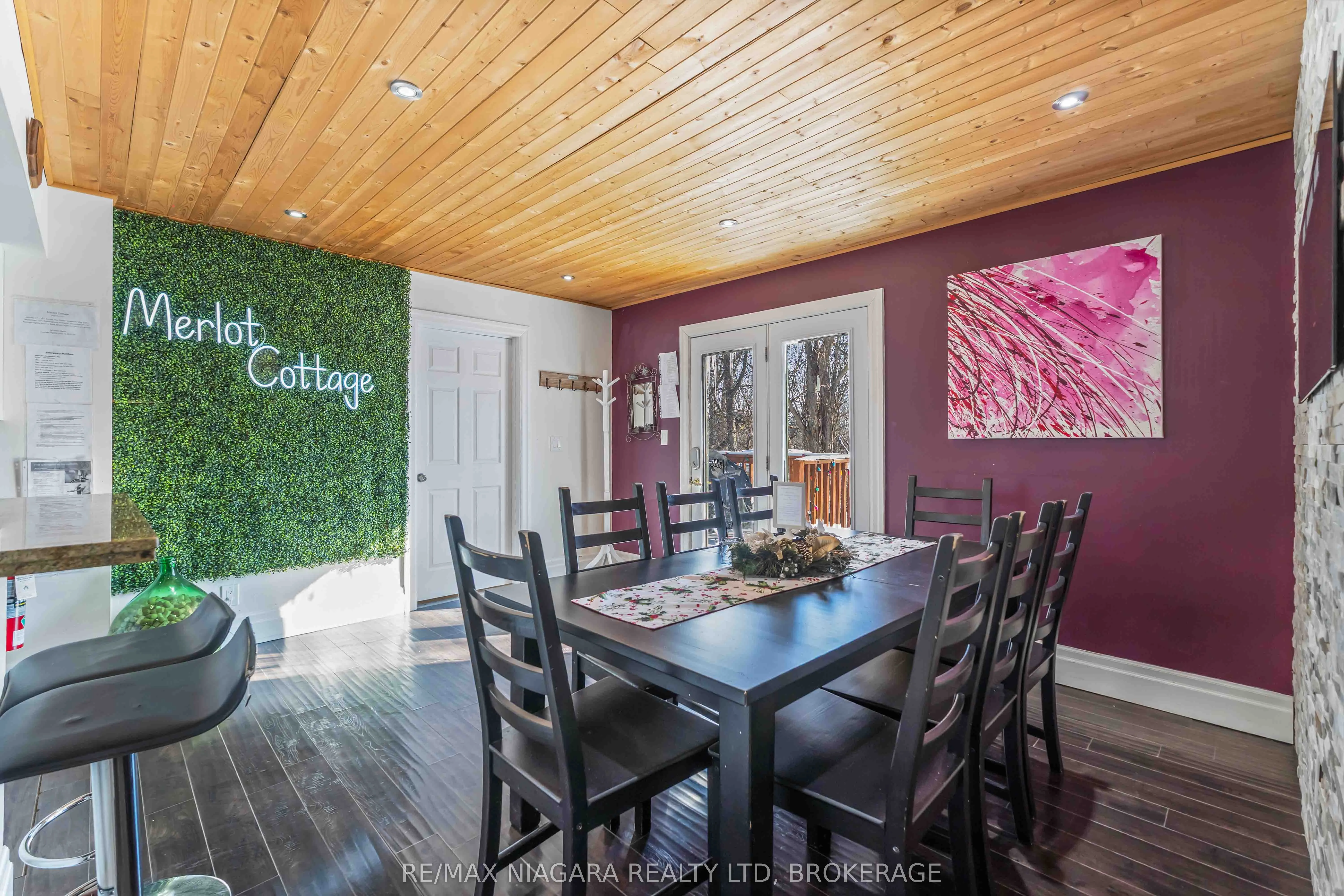1459 Niagara Stone Road