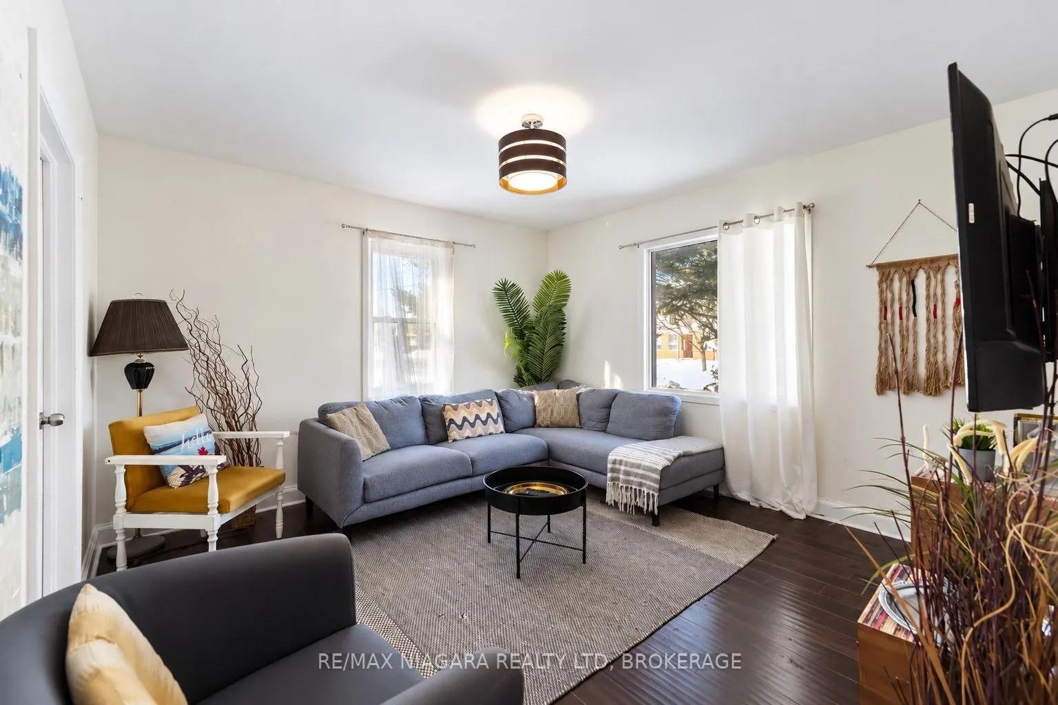 1459 Niagara Stone Road