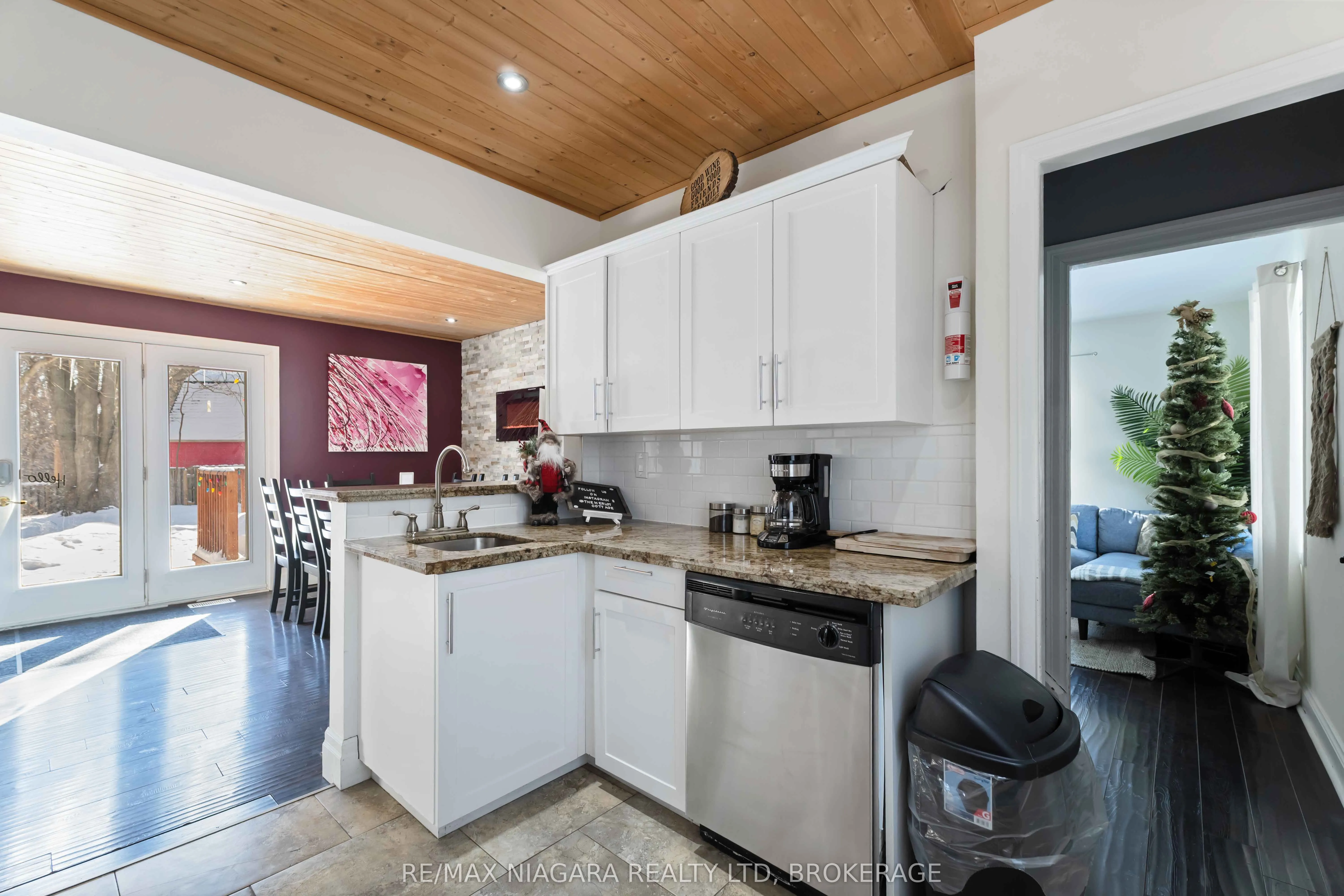 1459 Niagara Stone Road