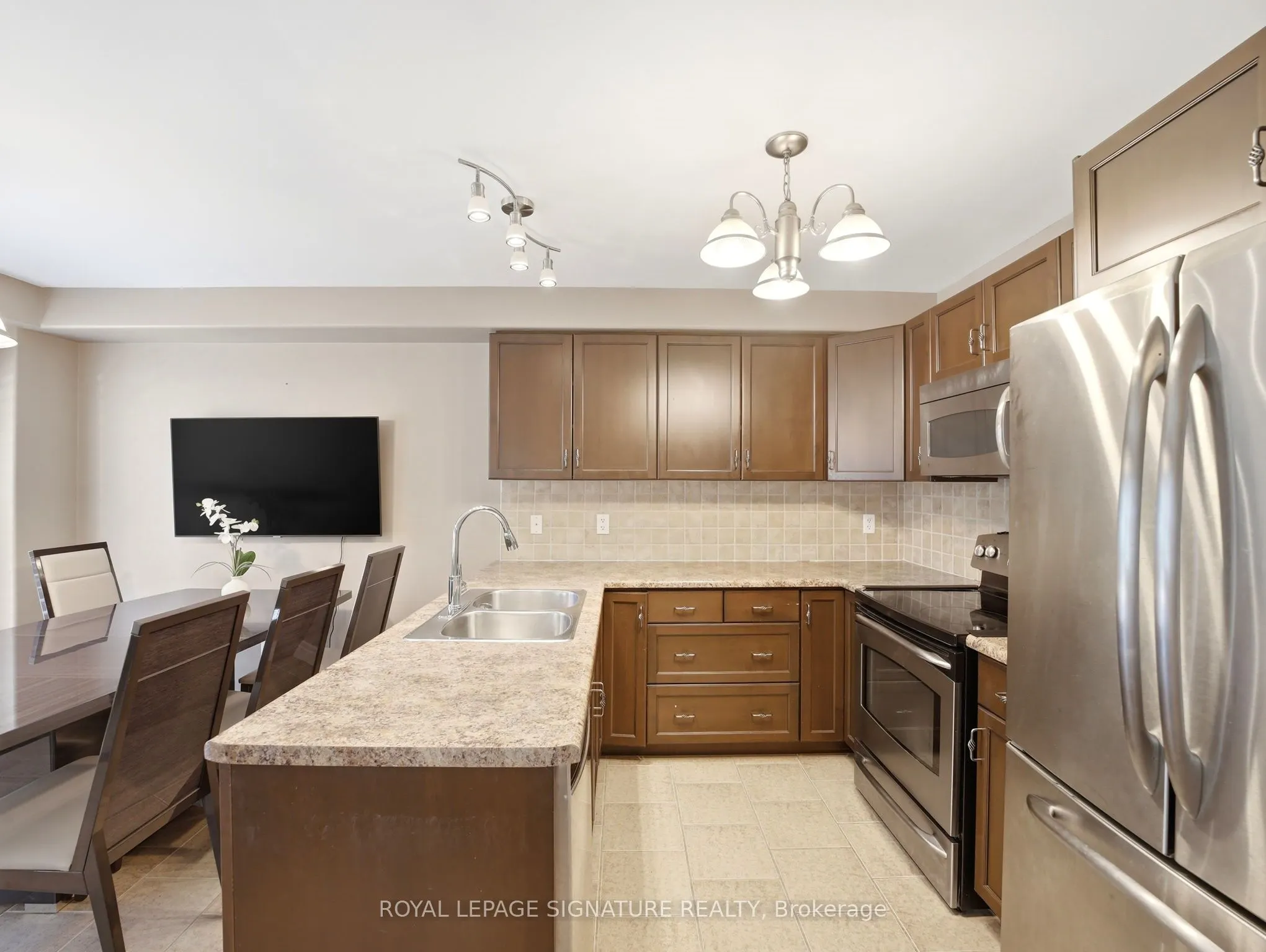 98 Willow Lane