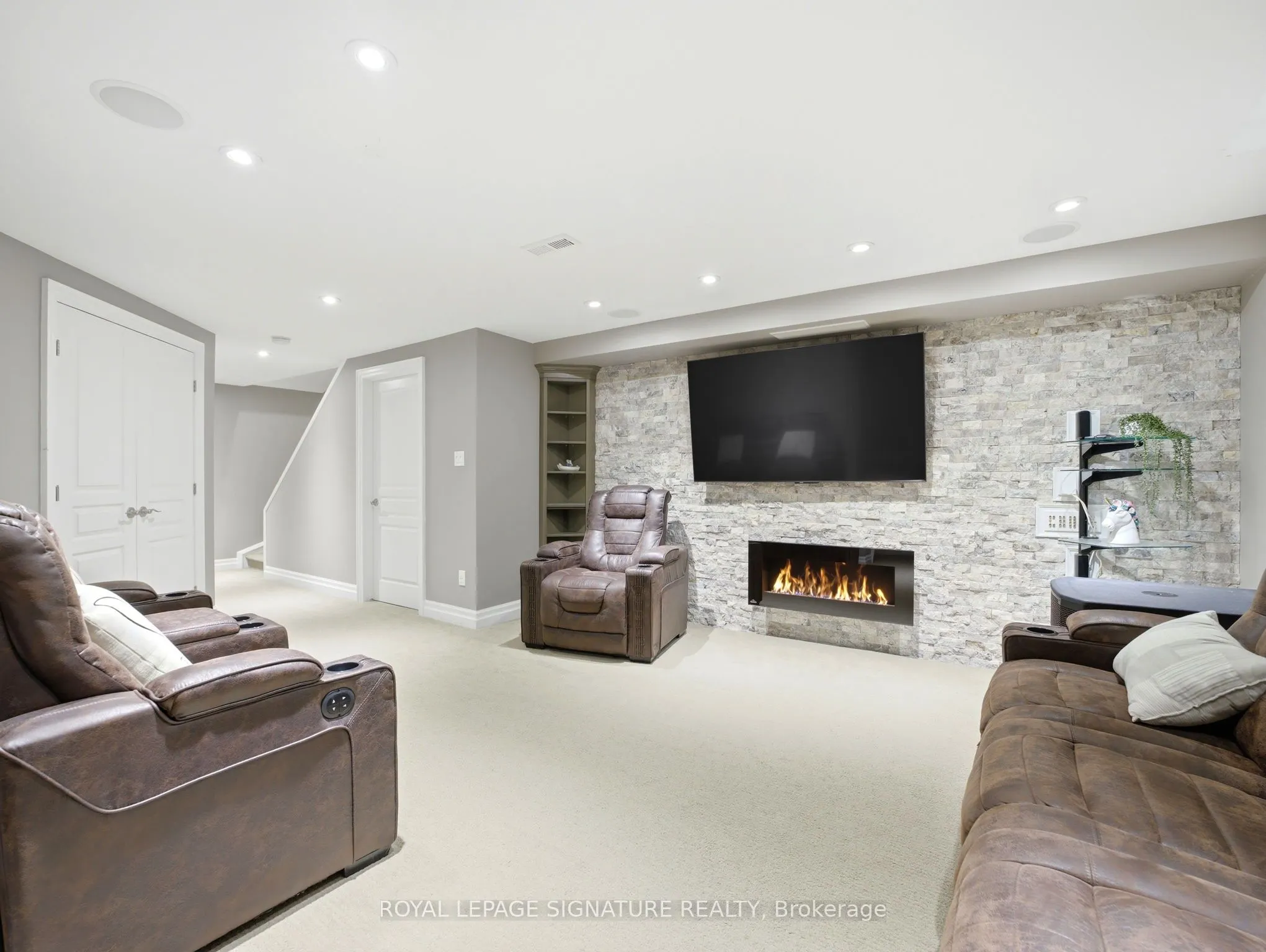 98 Willow Lane