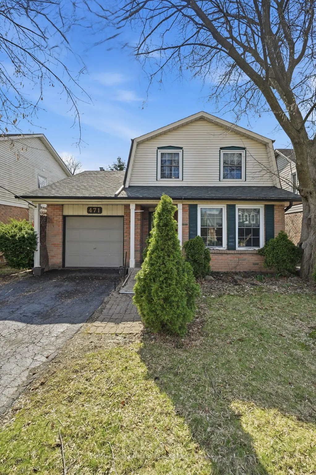 471 KNIGHTSBRIDGE Crescent