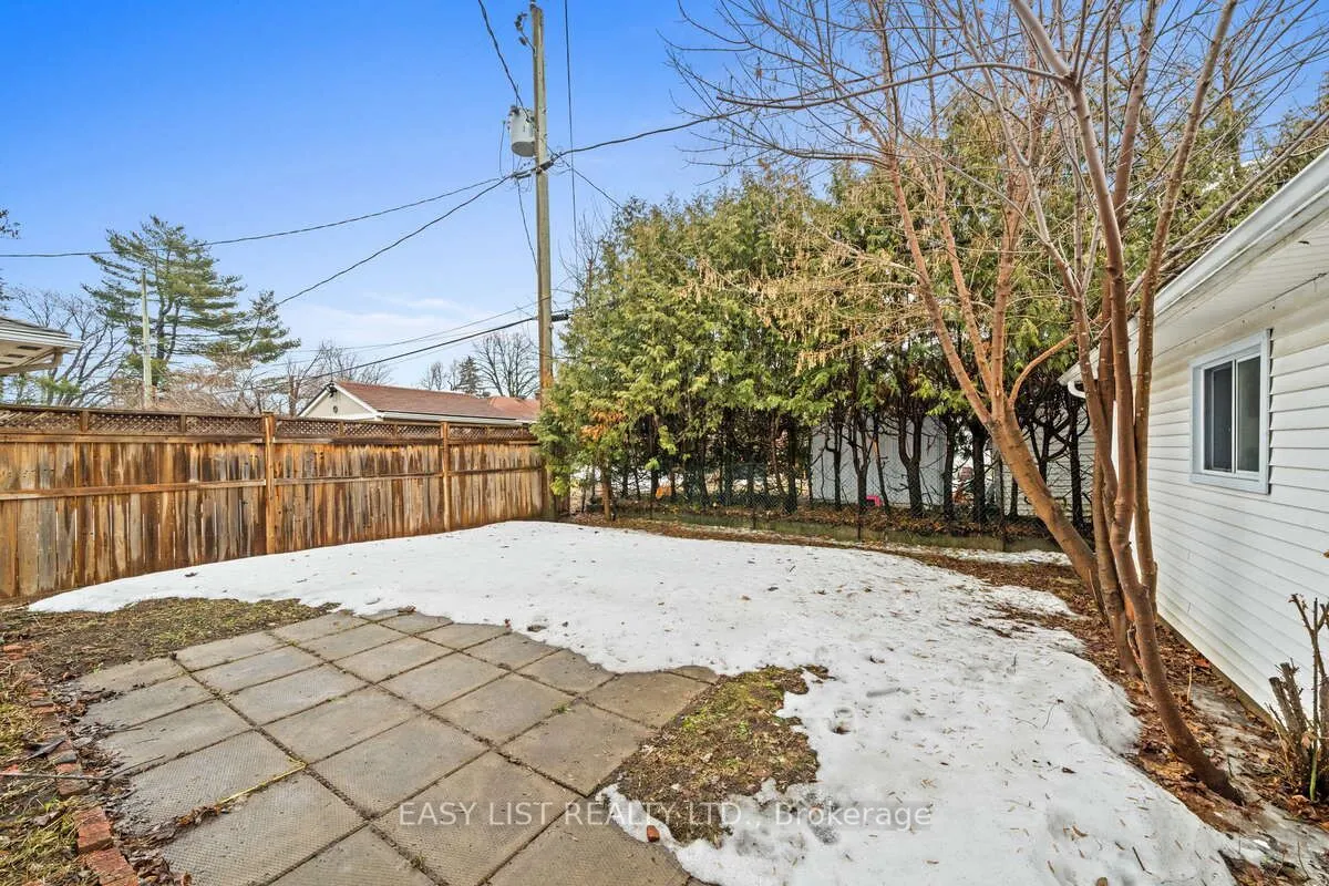 756 Dickens Avenue