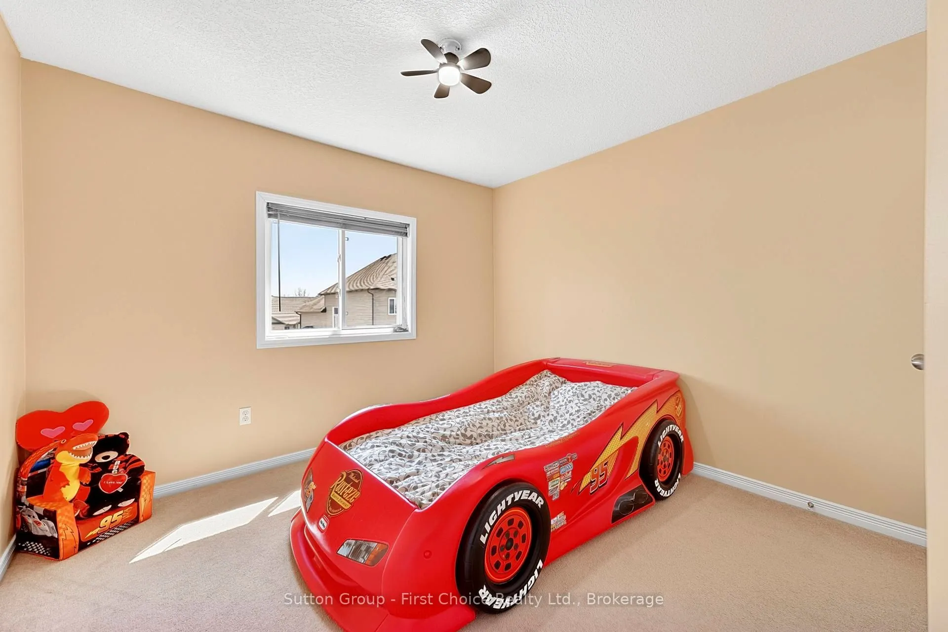 670 Reid Crescent