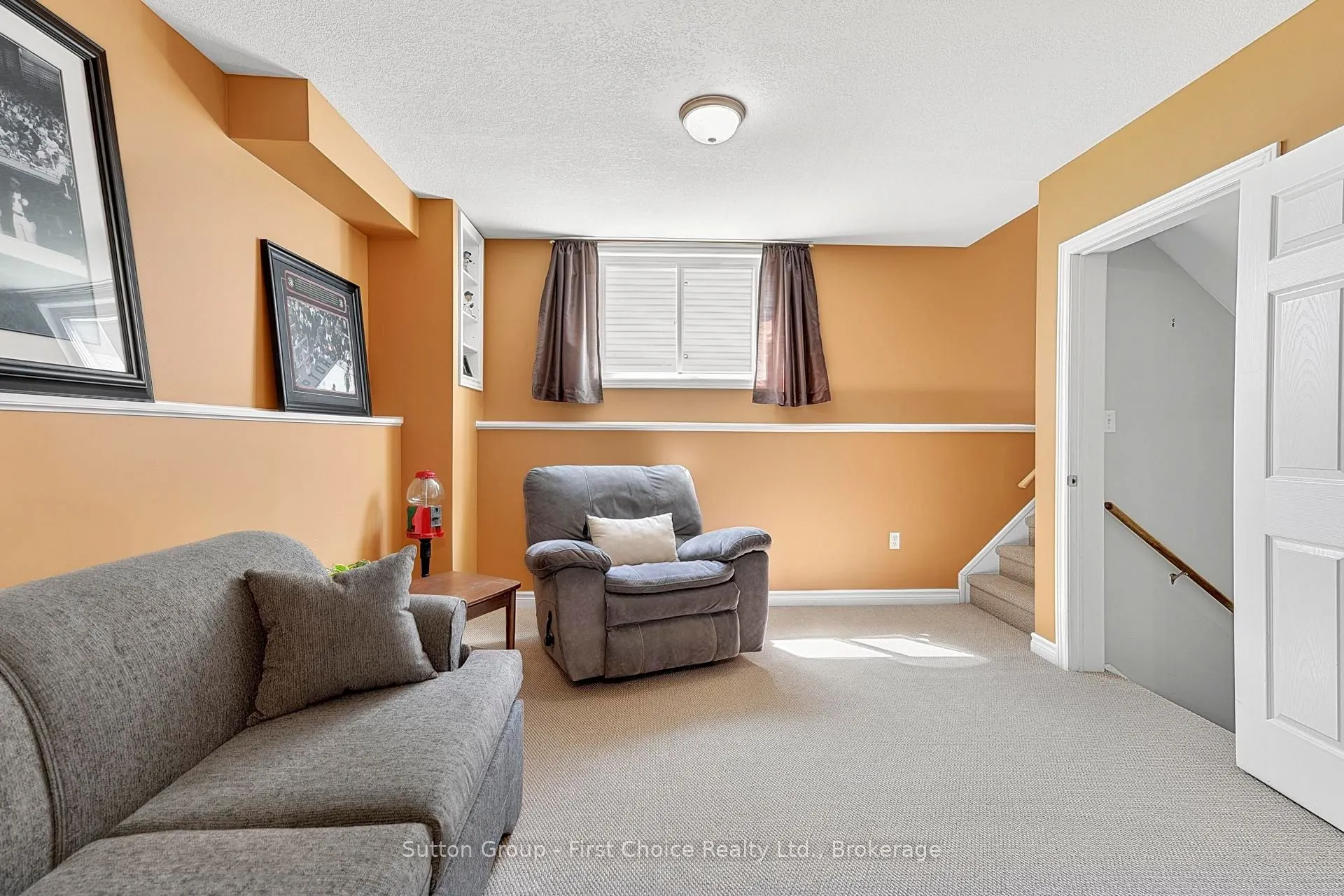 670 Reid Crescent