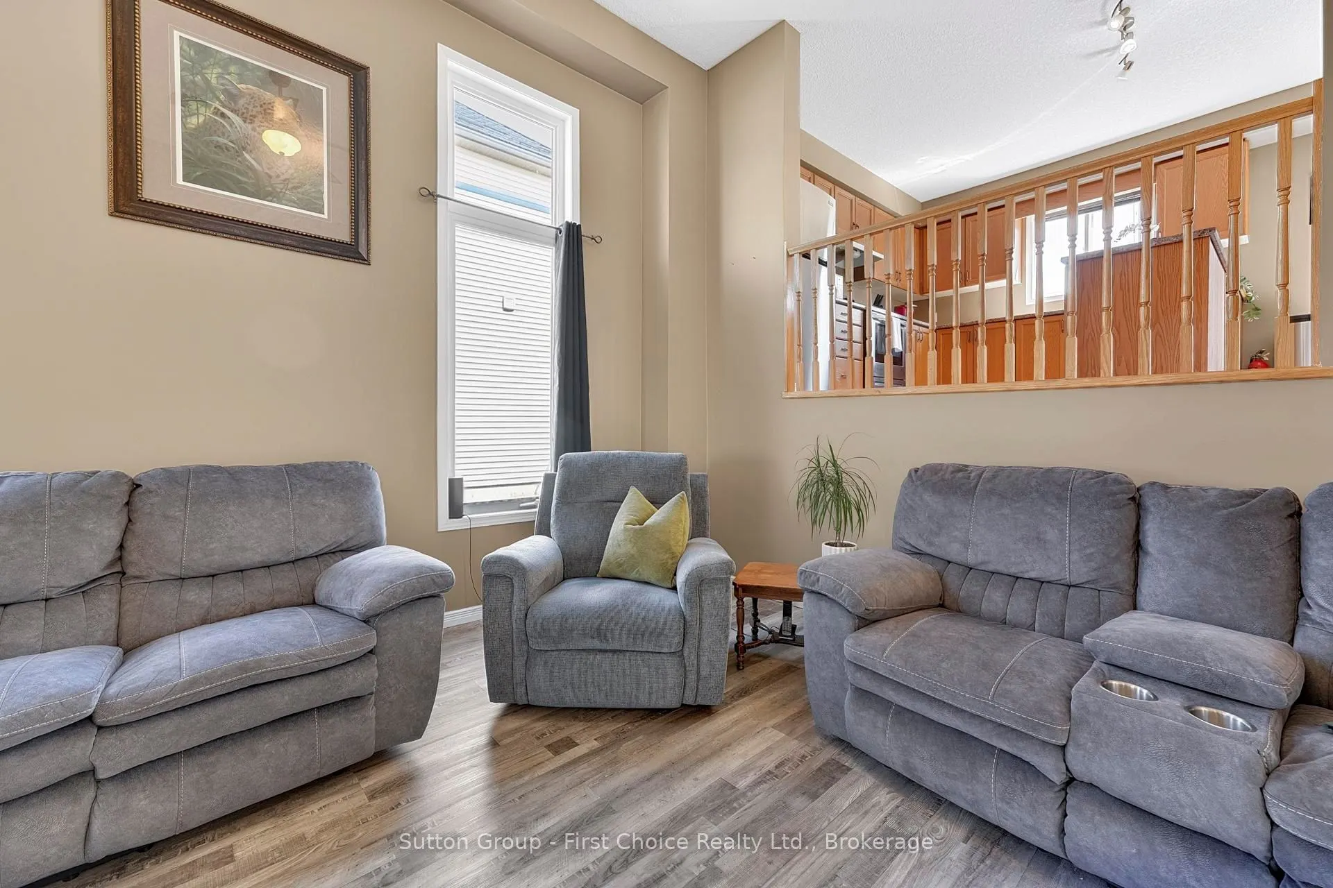670 Reid Crescent