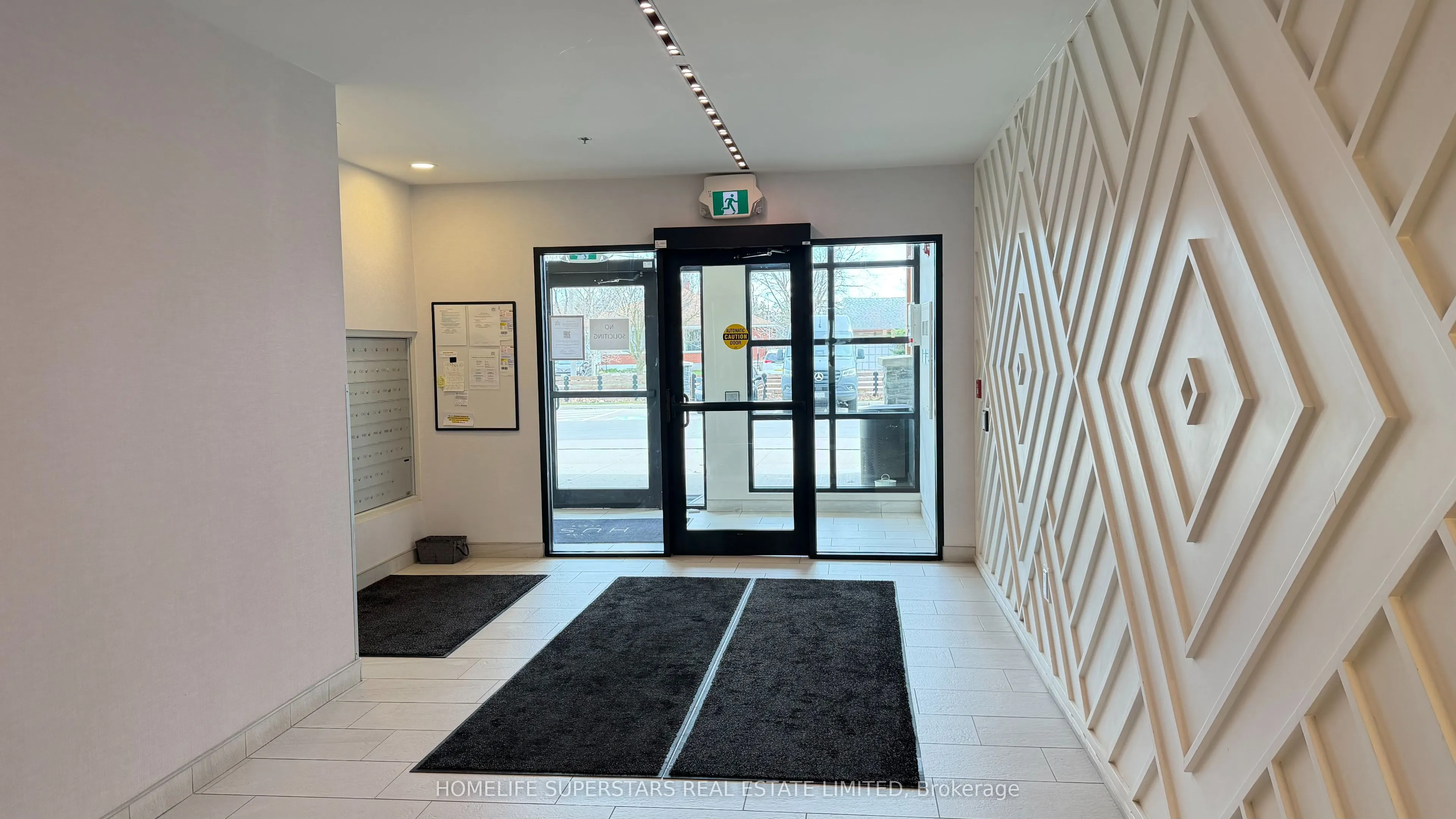 110 FERGUS Avenue #312