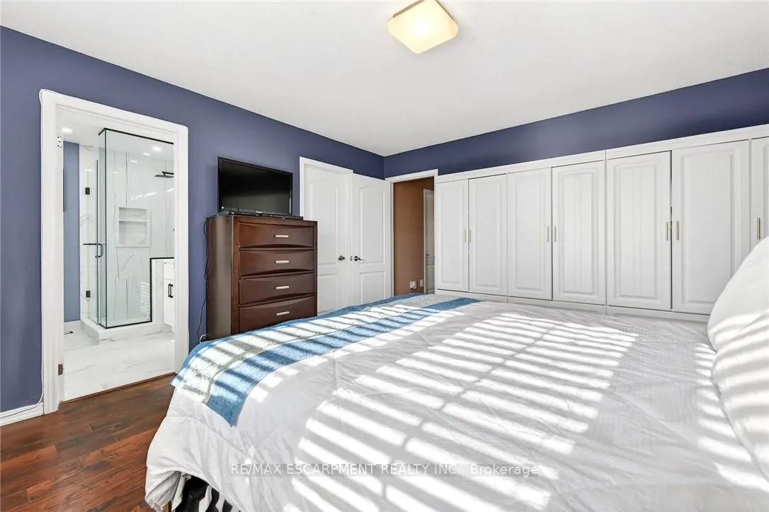 33 Panorama Way