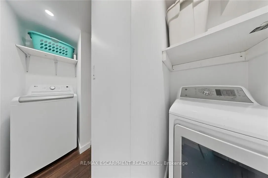 33 Panorama Way