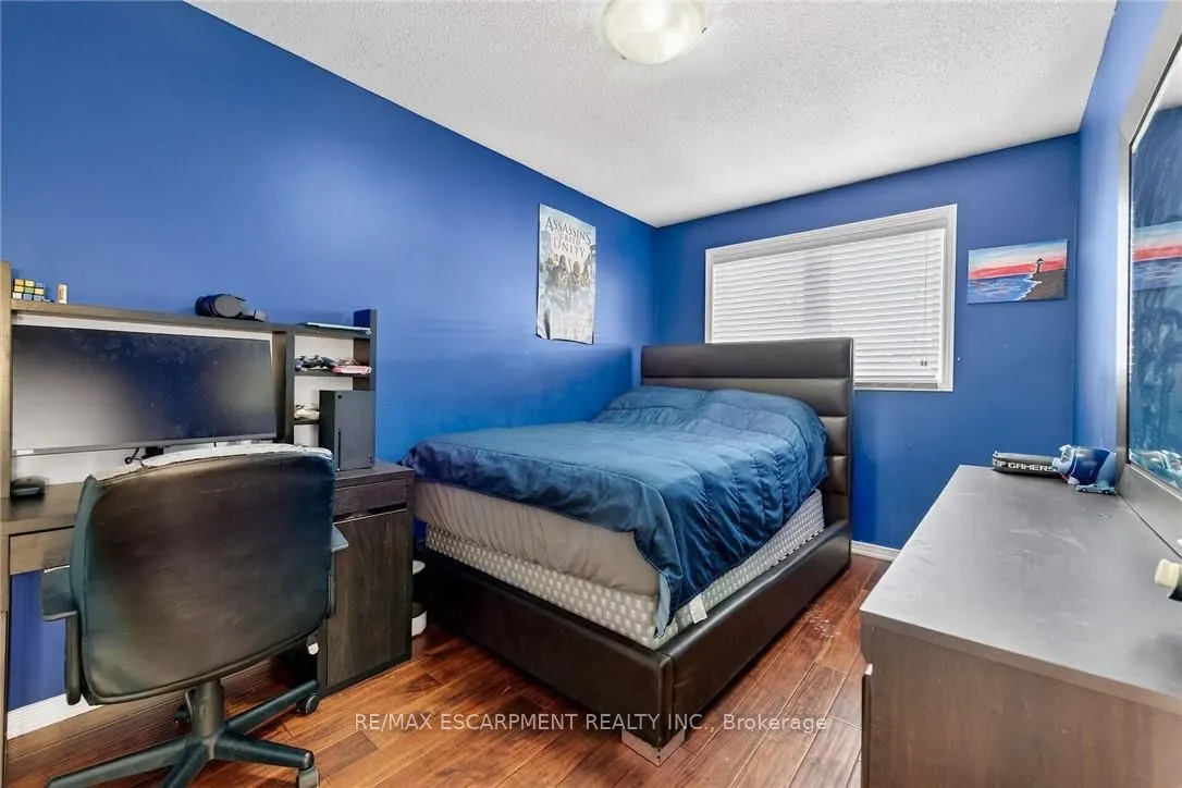 33 Panorama Way