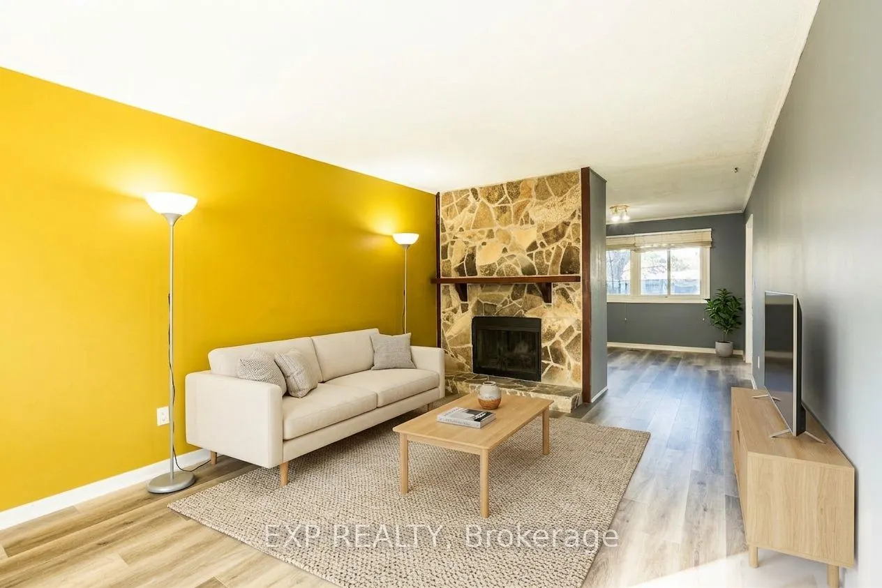 121 University Avenue E #102