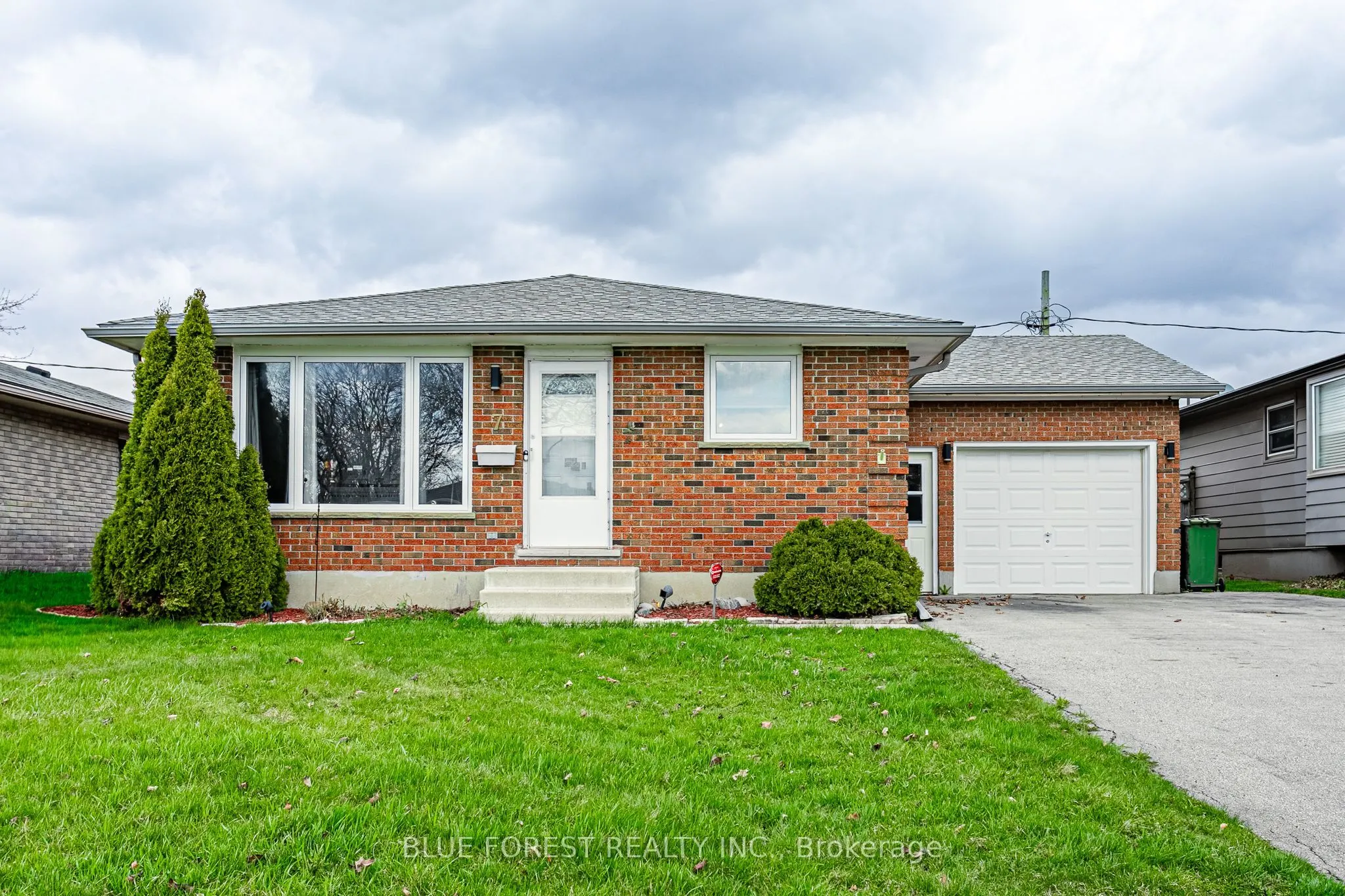 7 Raven Avenue