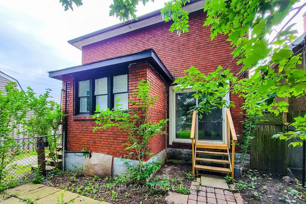 246 Davis Street