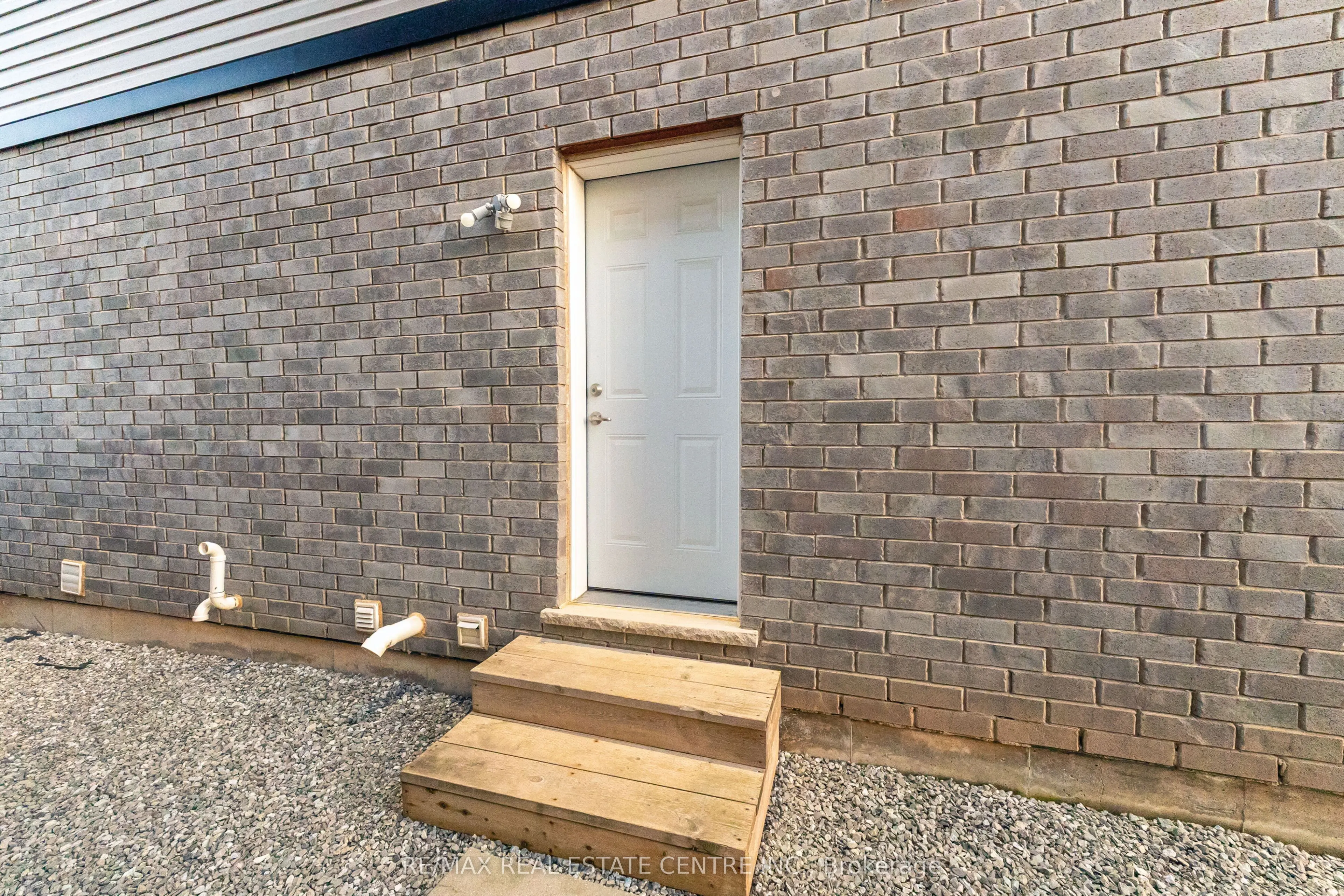 127 Lametti Drive