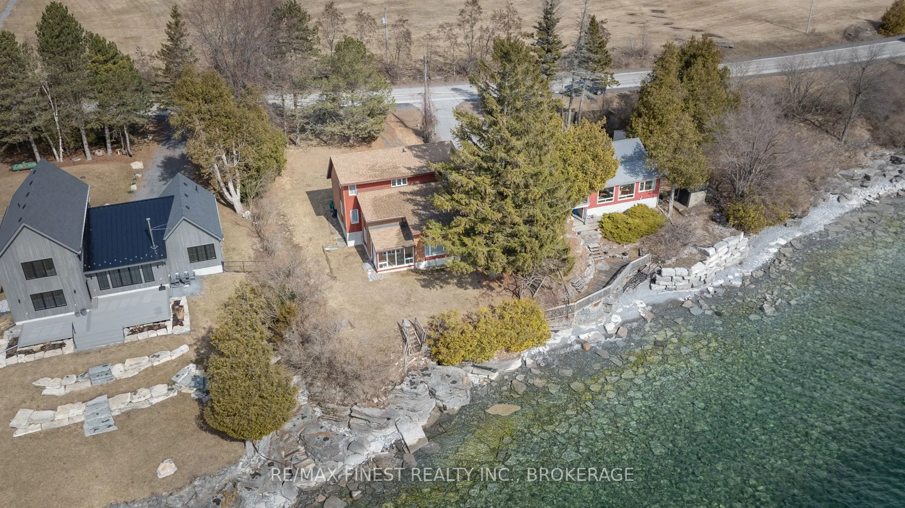 1141 Front Road
