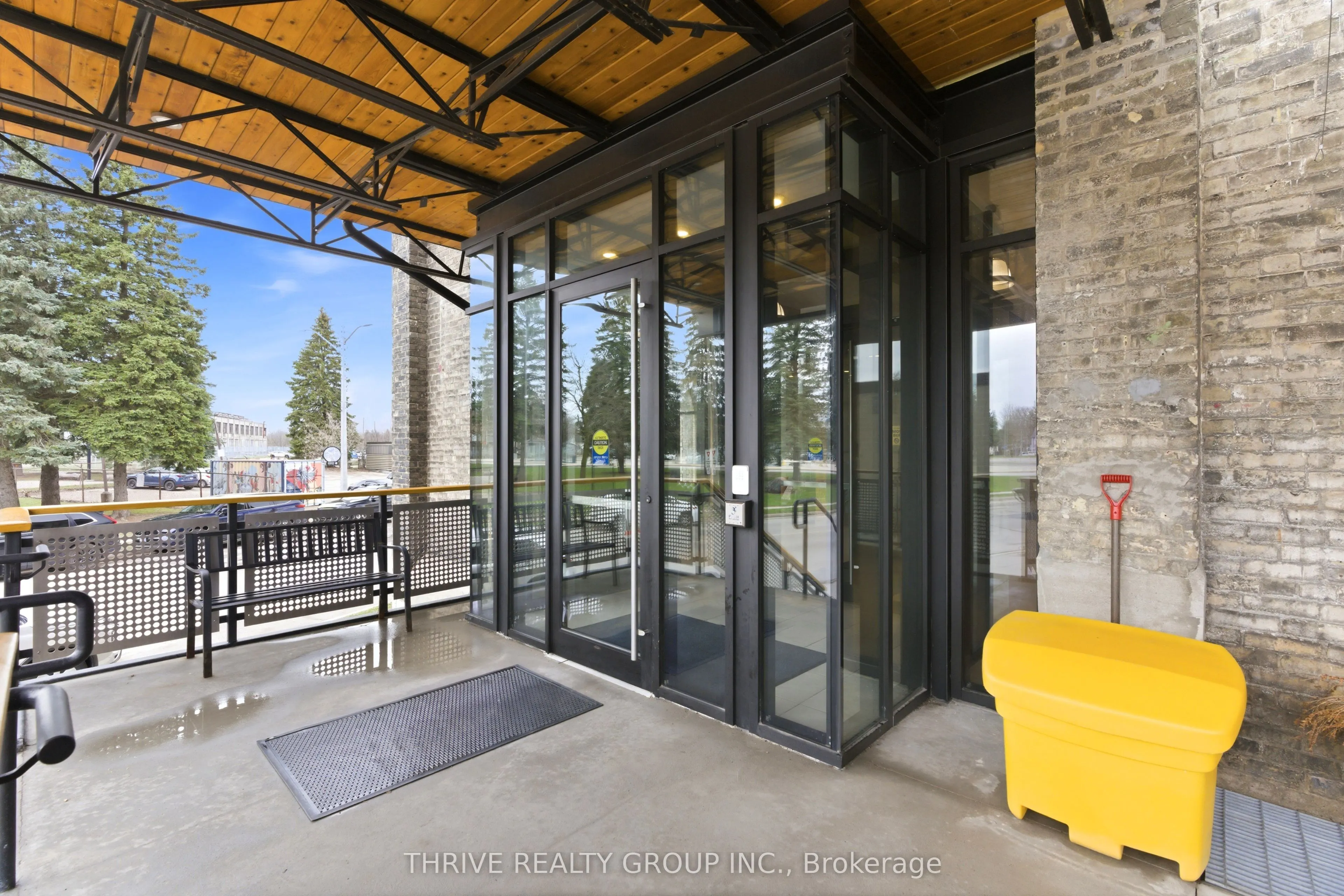 245 Downie Street #304