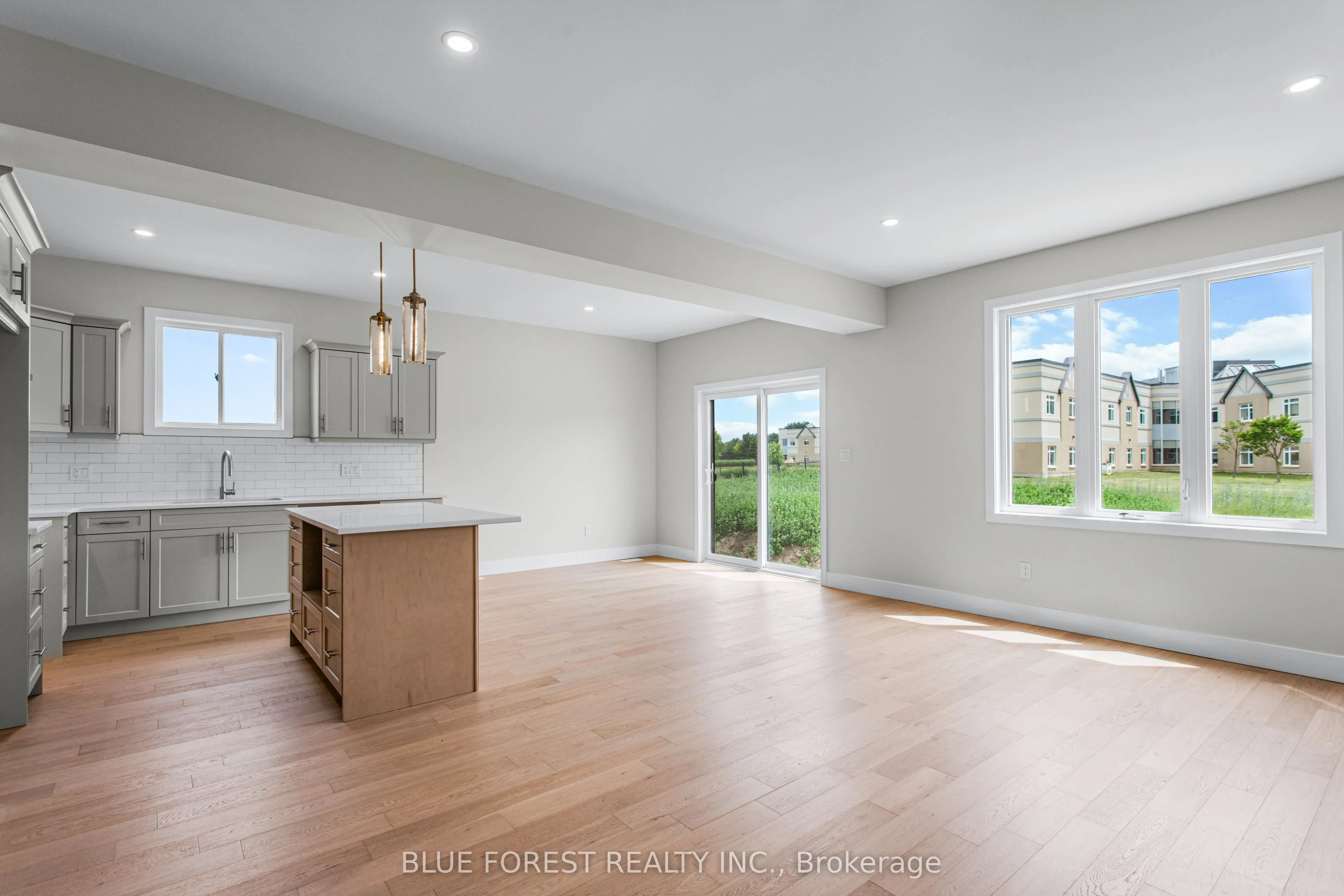 247 McTavish Street