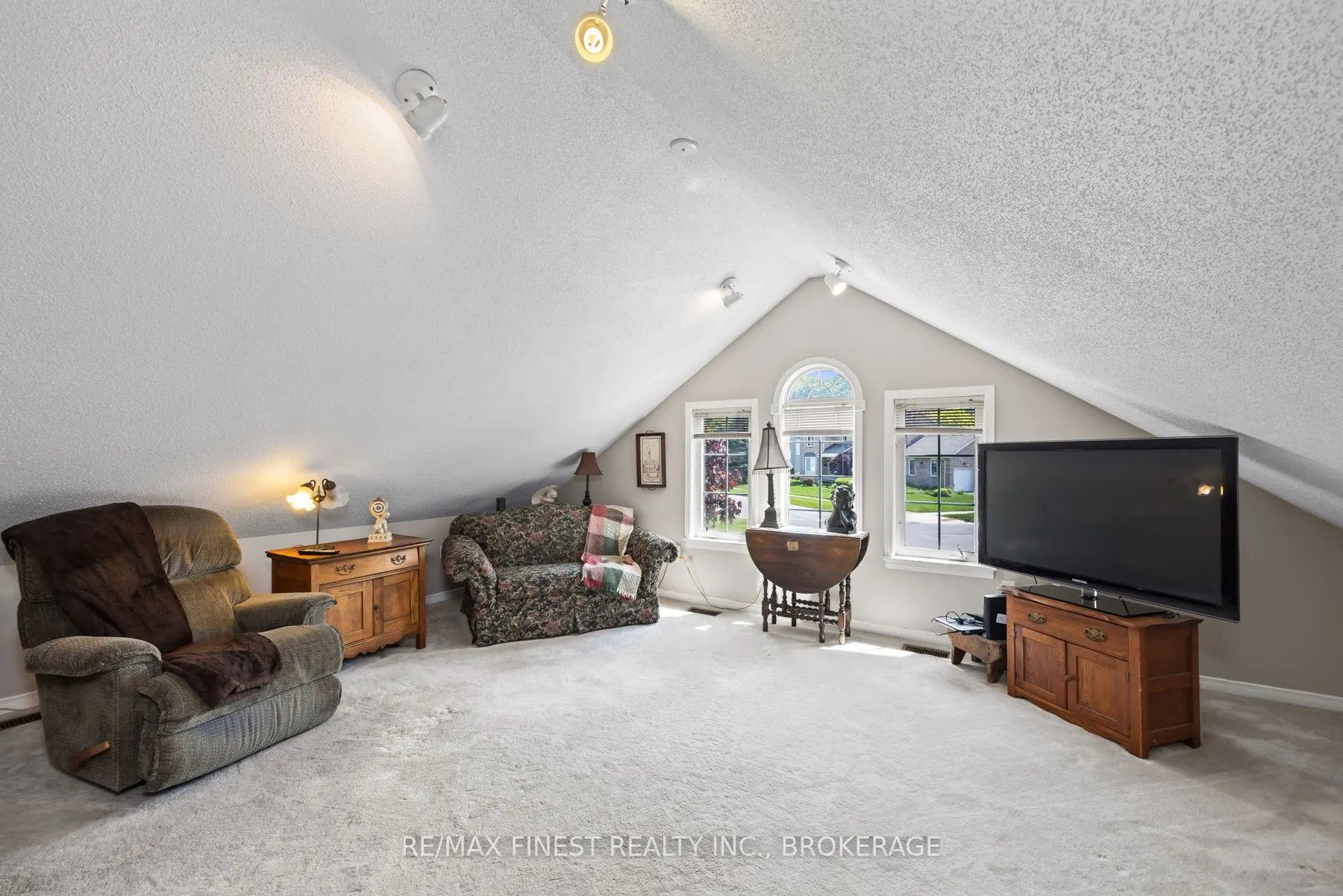 941 Malvern Terrace