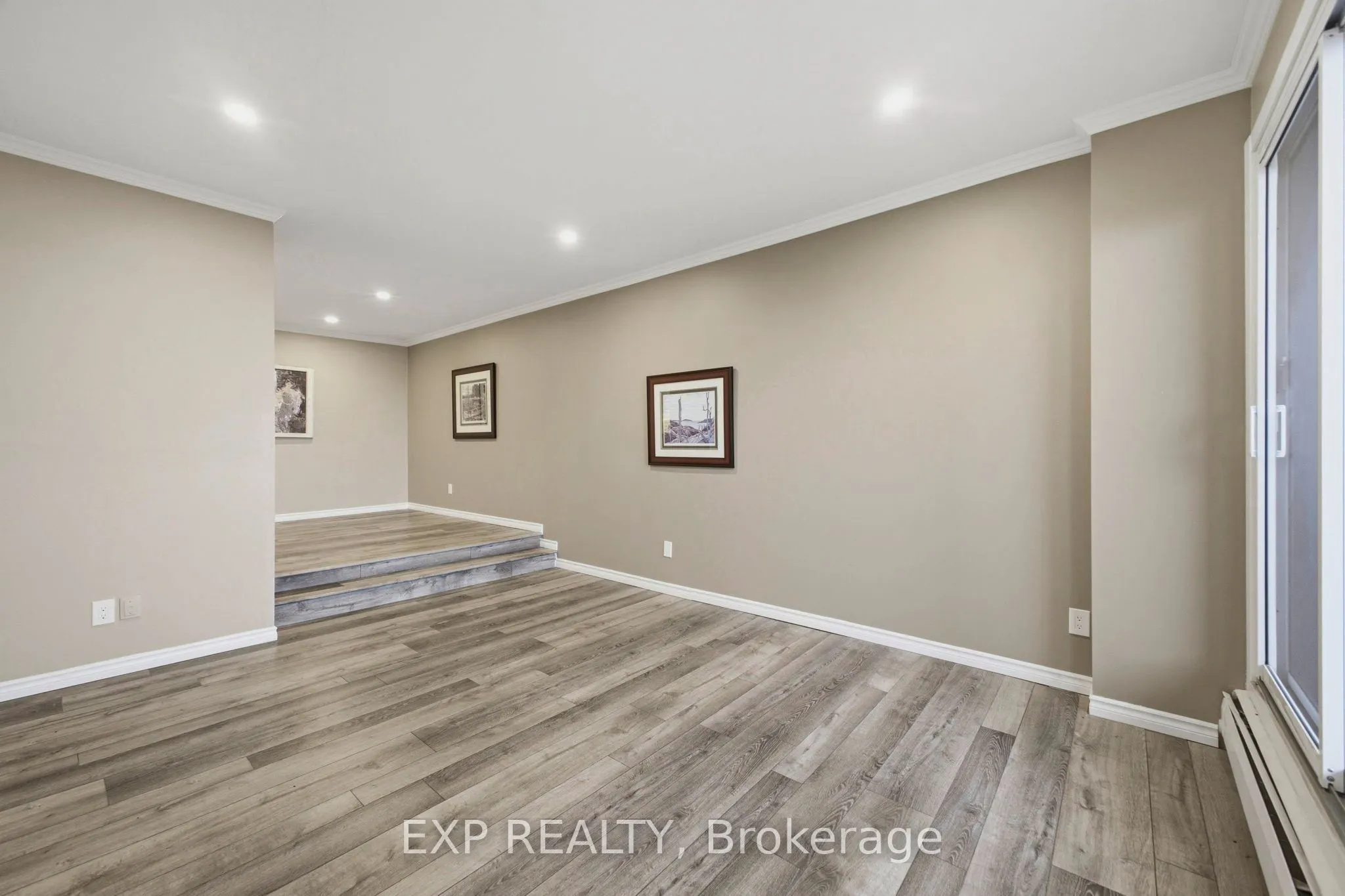 415 Greenview Avenue #2102