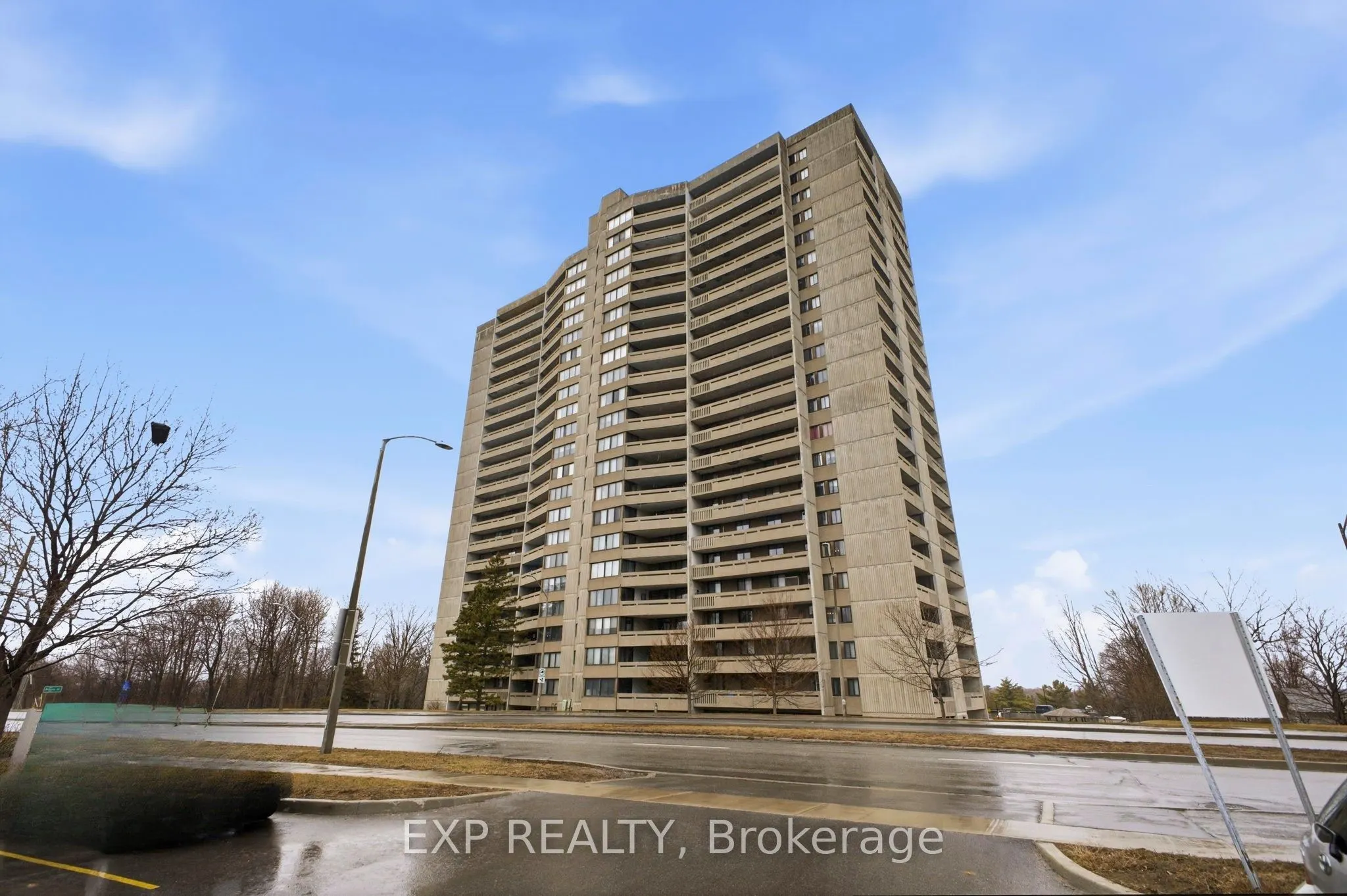 415 Greenview Avenue #2102
