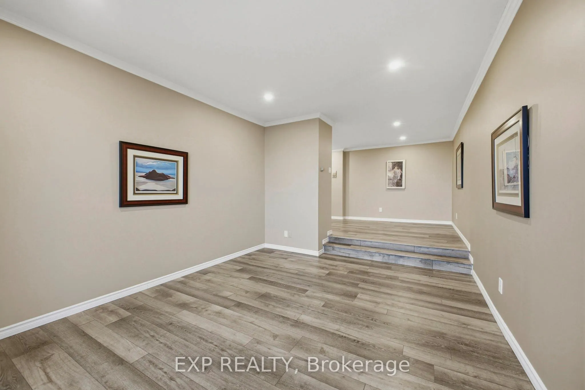 415 Greenview Avenue #2102