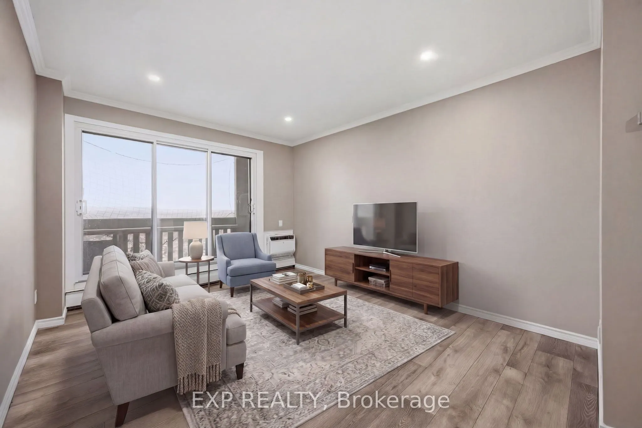415 Greenview Avenue #2102