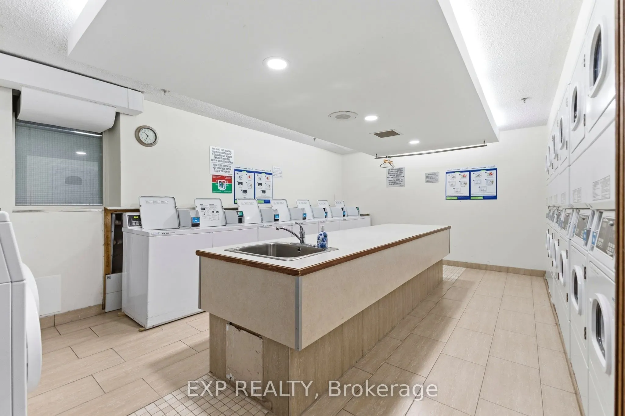 415 Greenview Avenue #2102