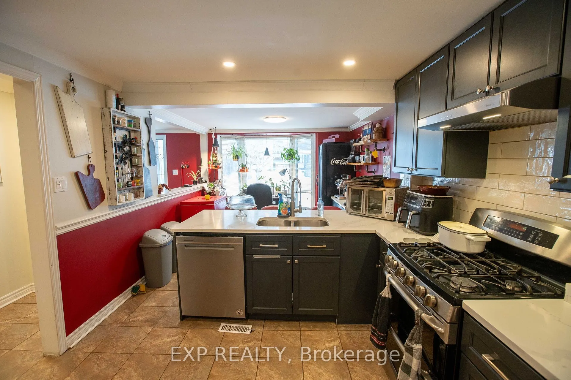 1108 Grenoble Crescent
