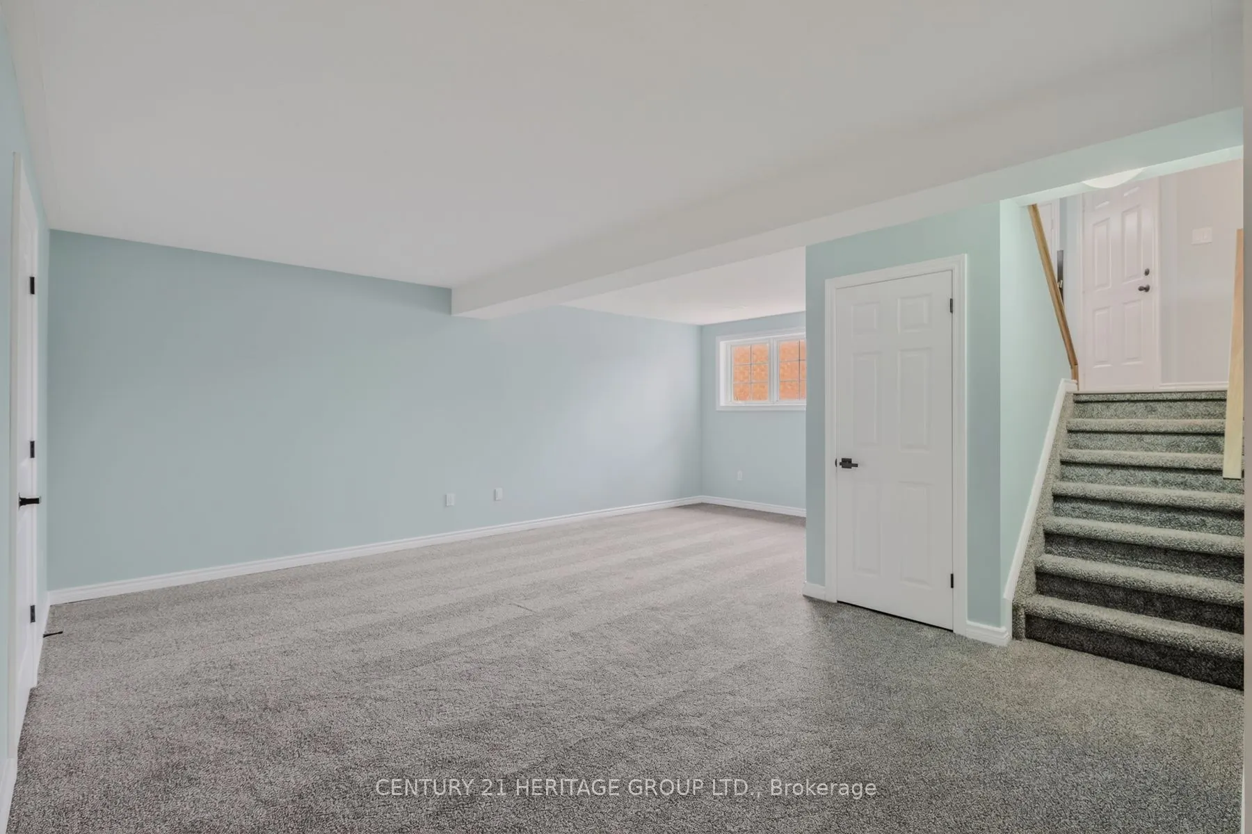4 Dowden Avenue