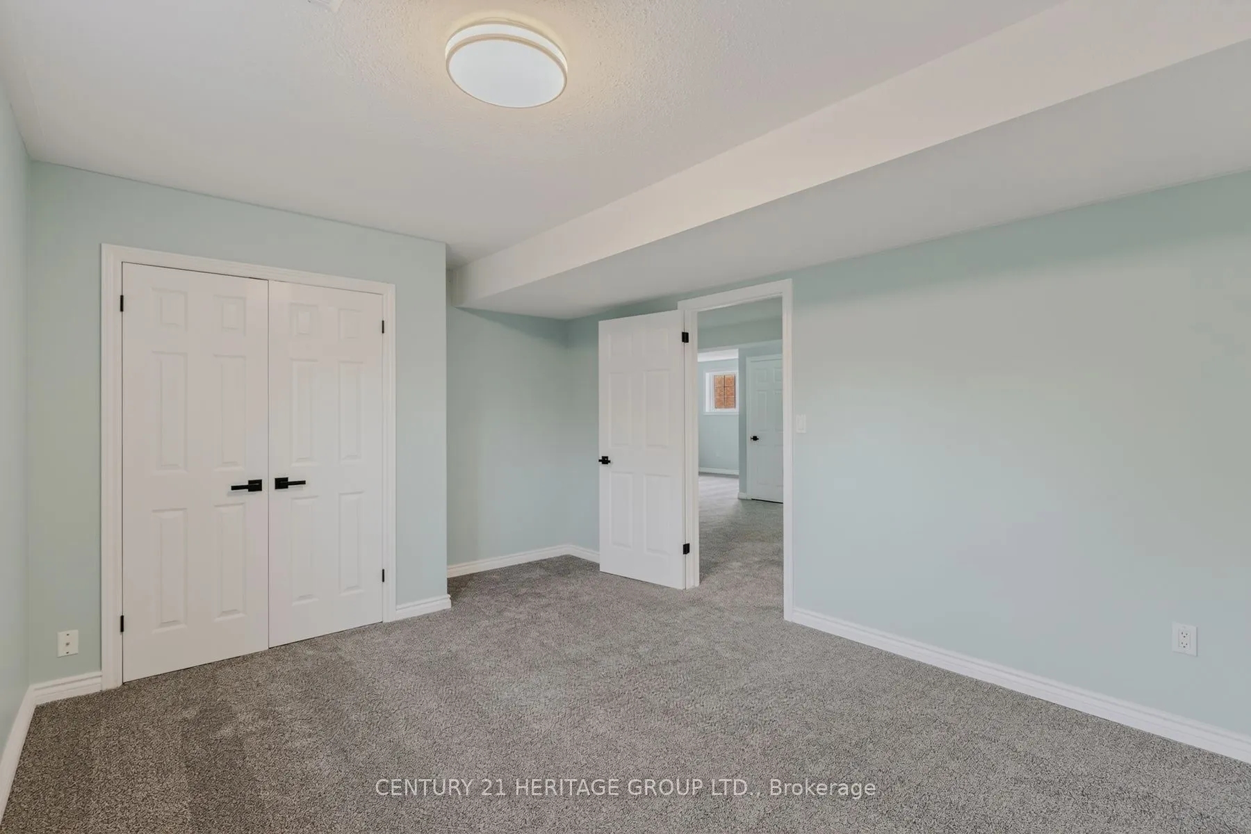 4 Dowden Avenue