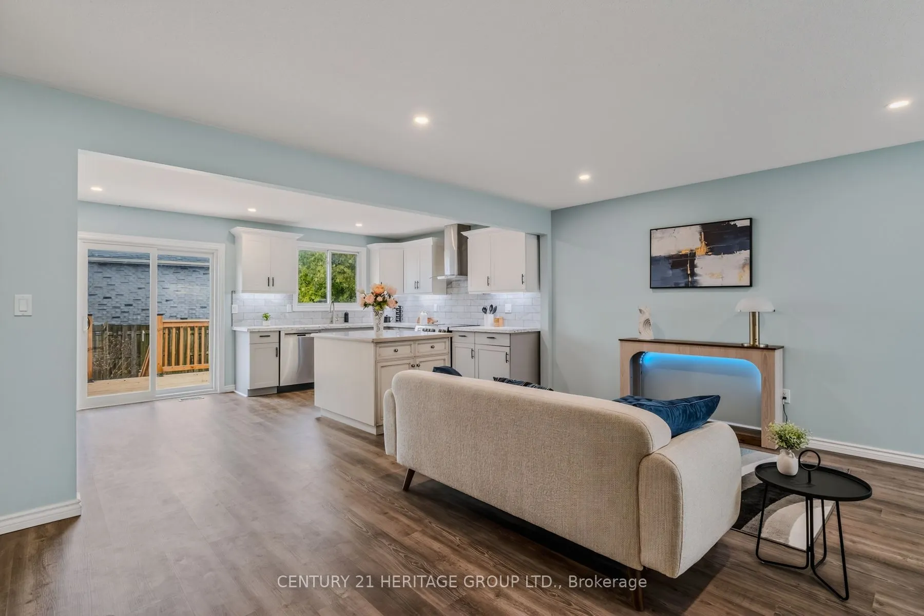 4 Dowden Avenue