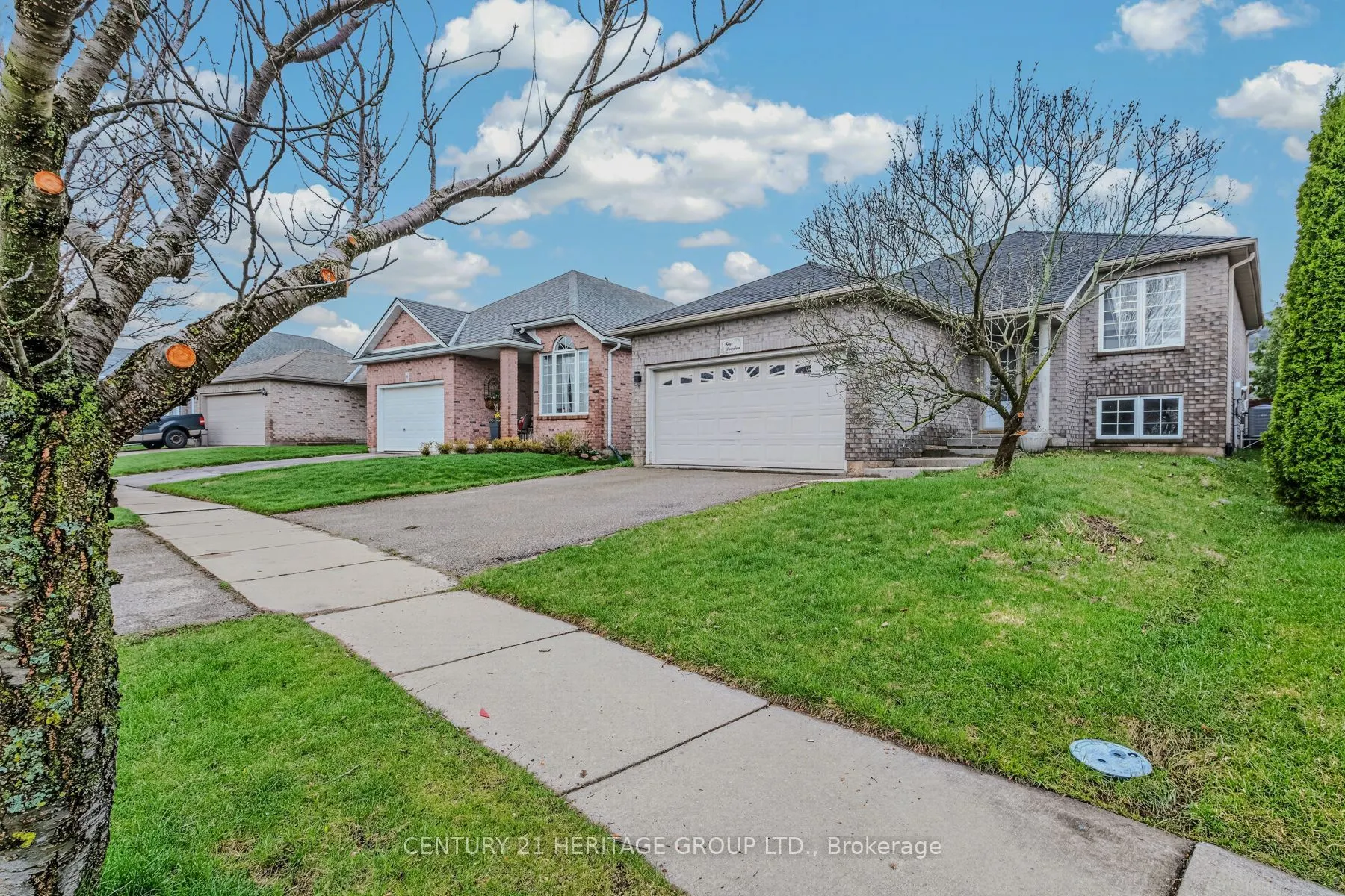 4 Dowden Avenue