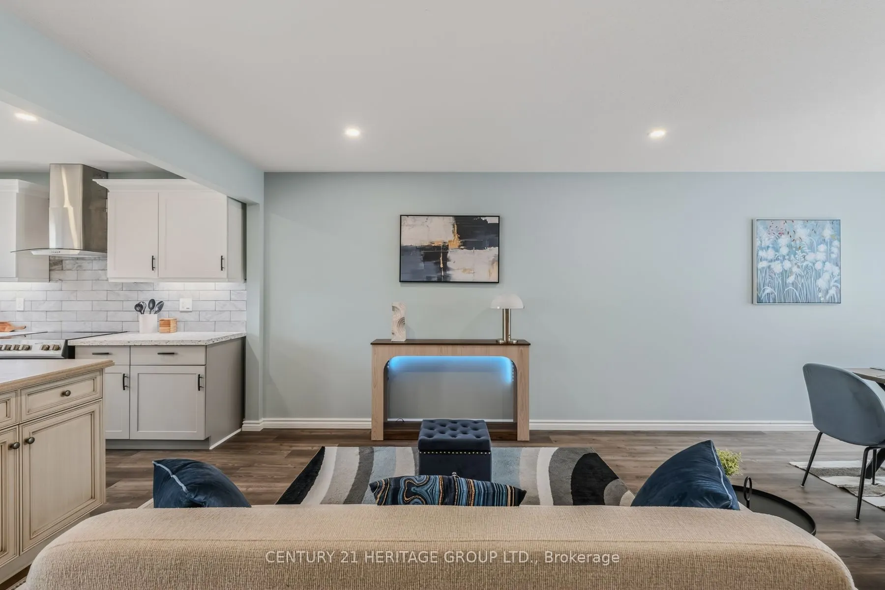 4 Dowden Avenue