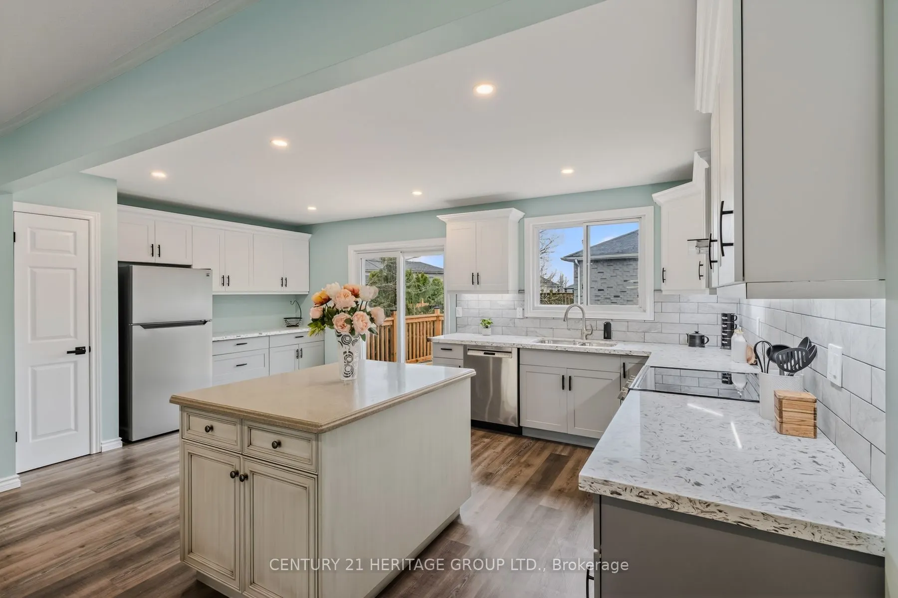 4 Dowden Avenue