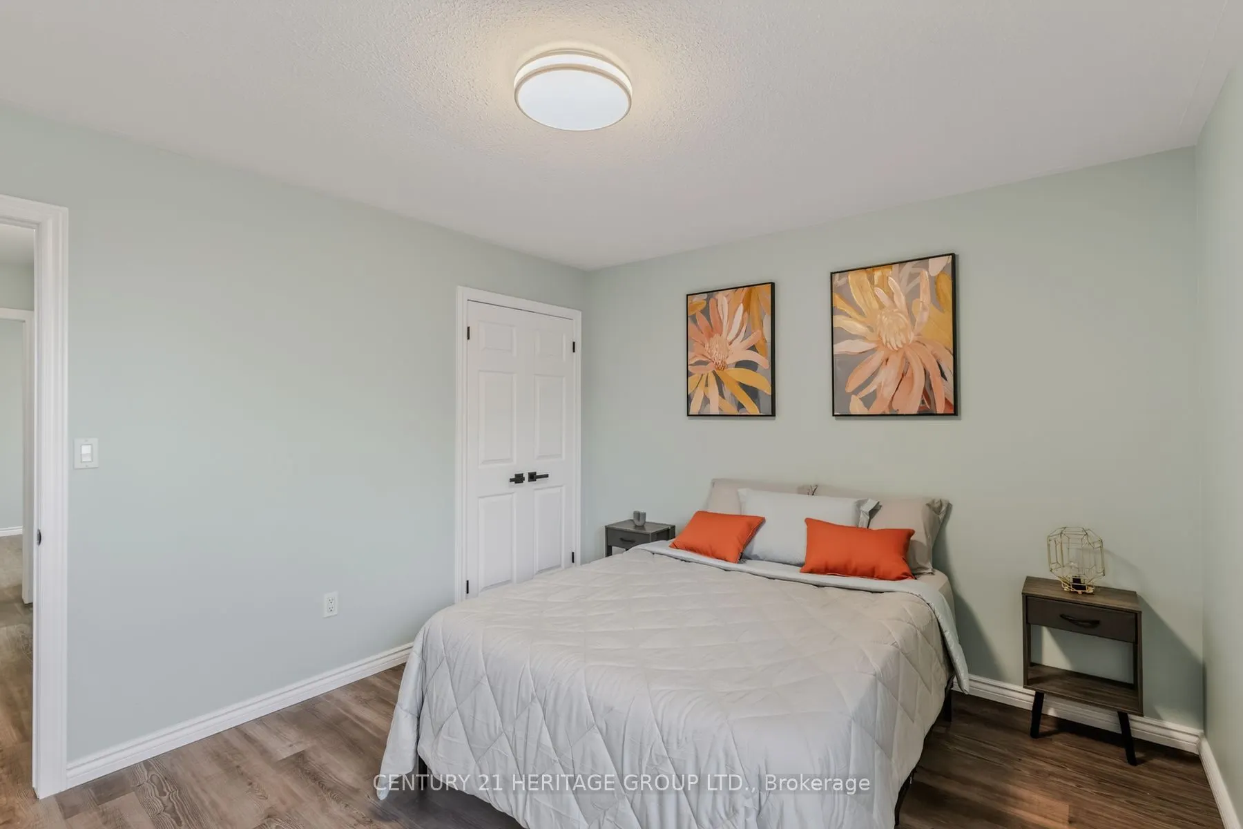 4 Dowden Avenue