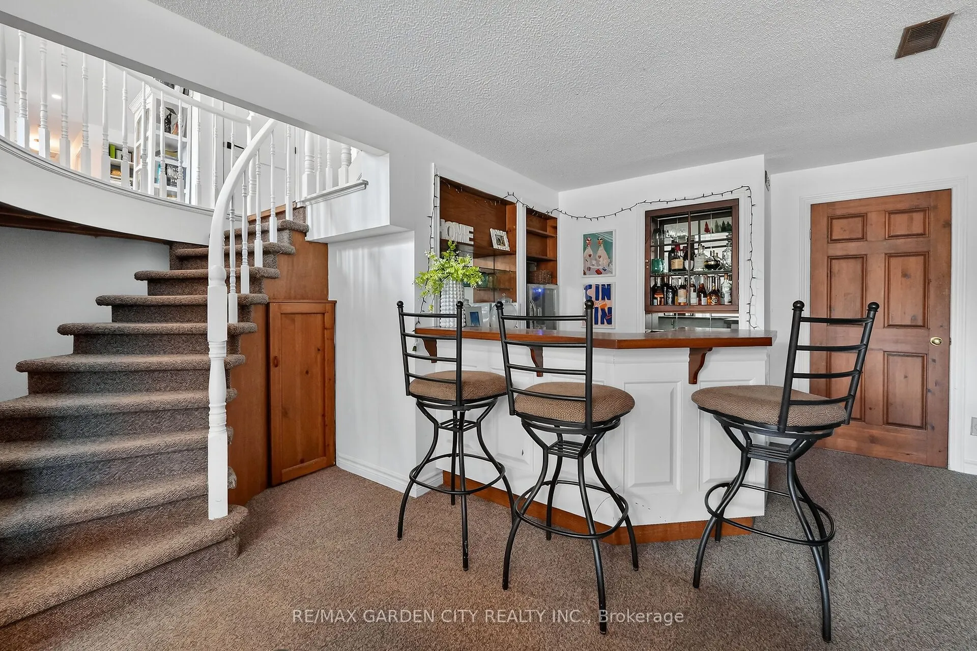 377 Canboro Road