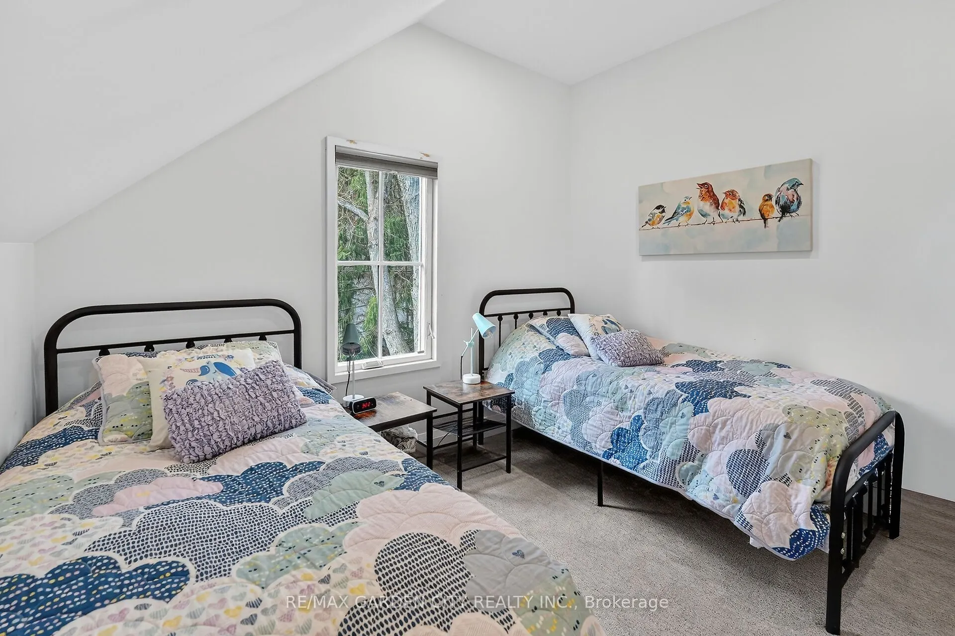 377 Canboro Road
