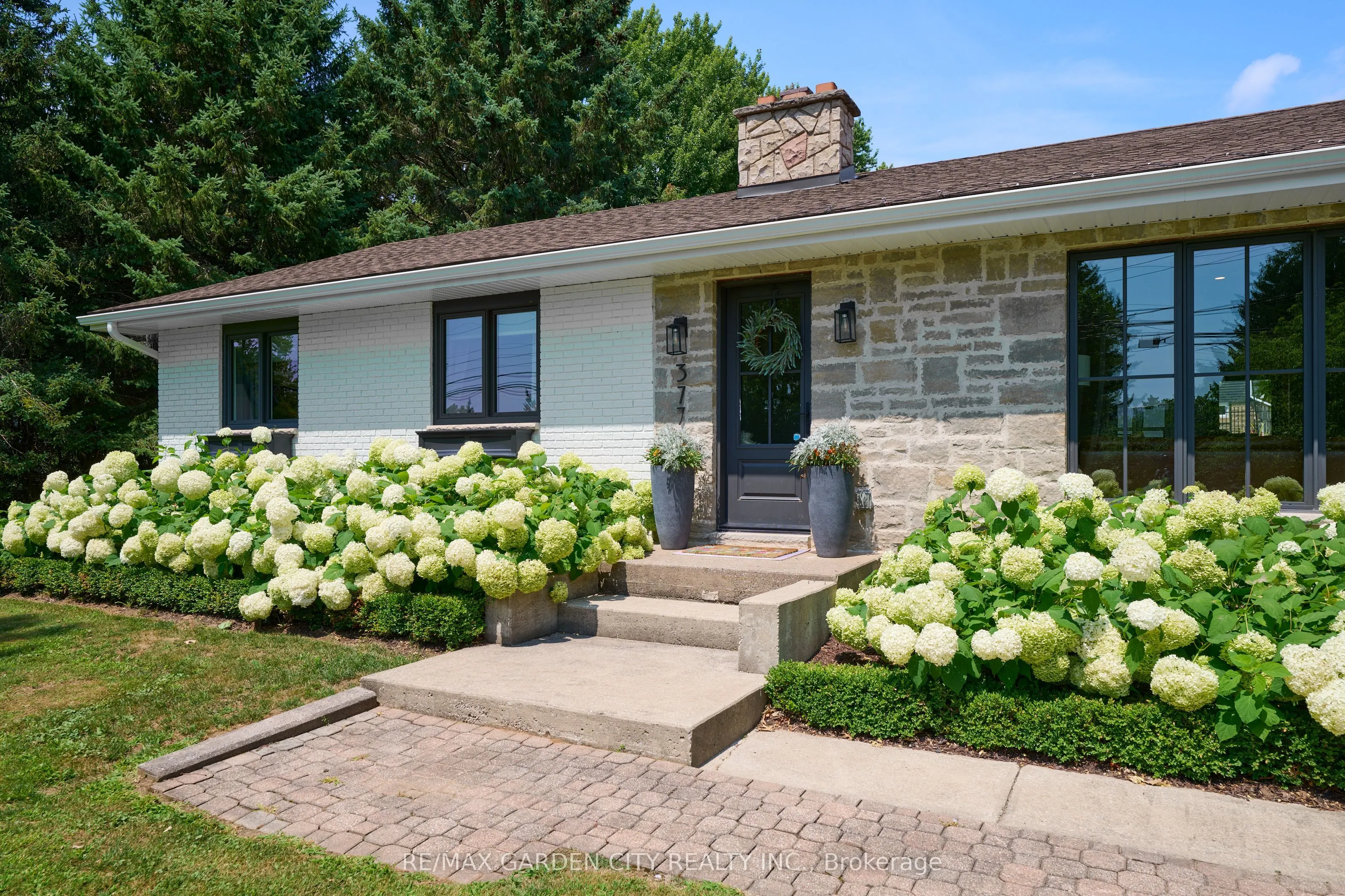 377 Canboro Road