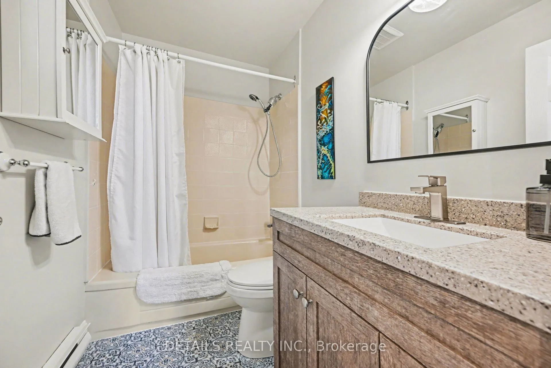 1 Rosamond Street E #311