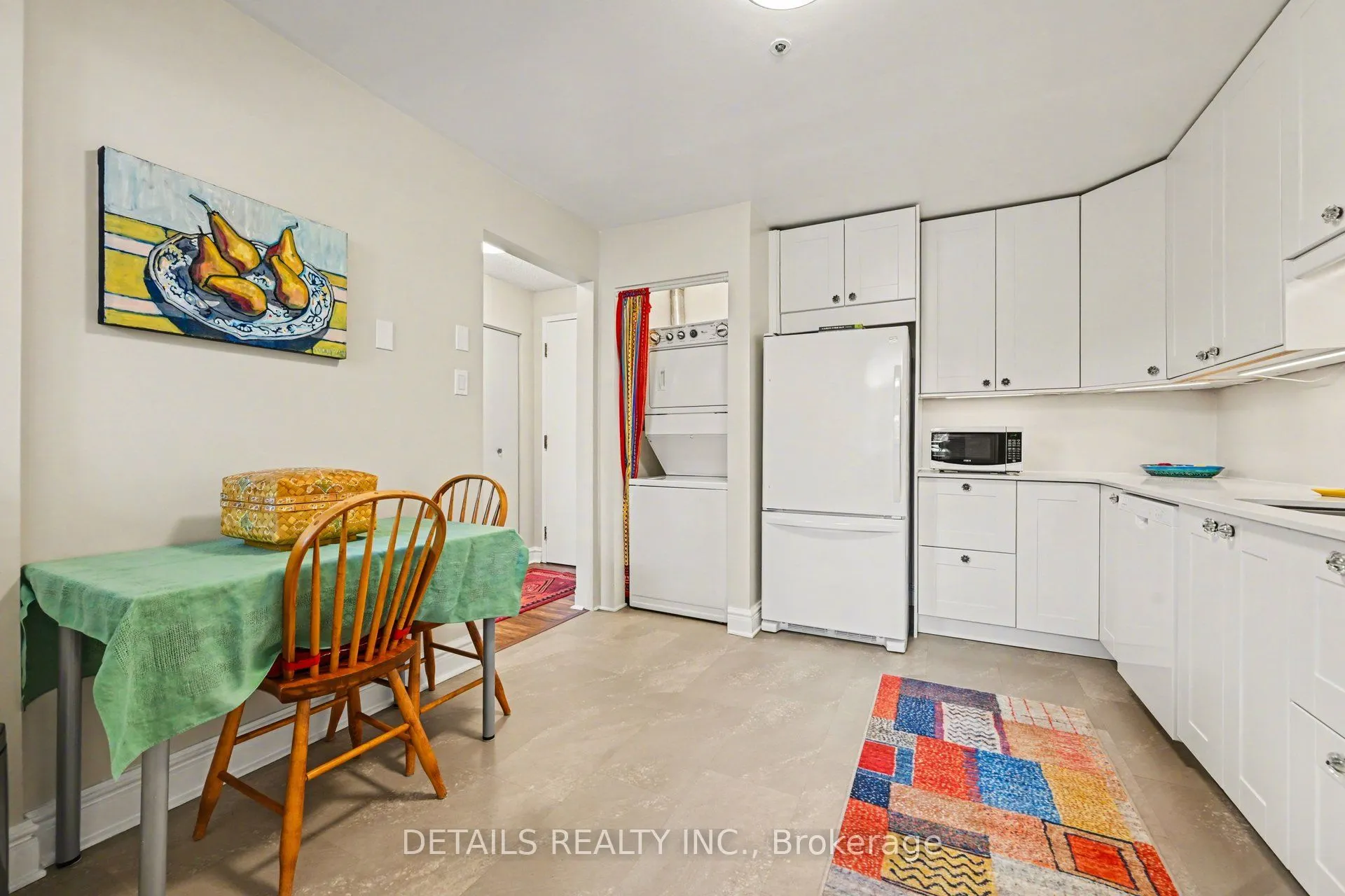 1 Rosamond Street E #311