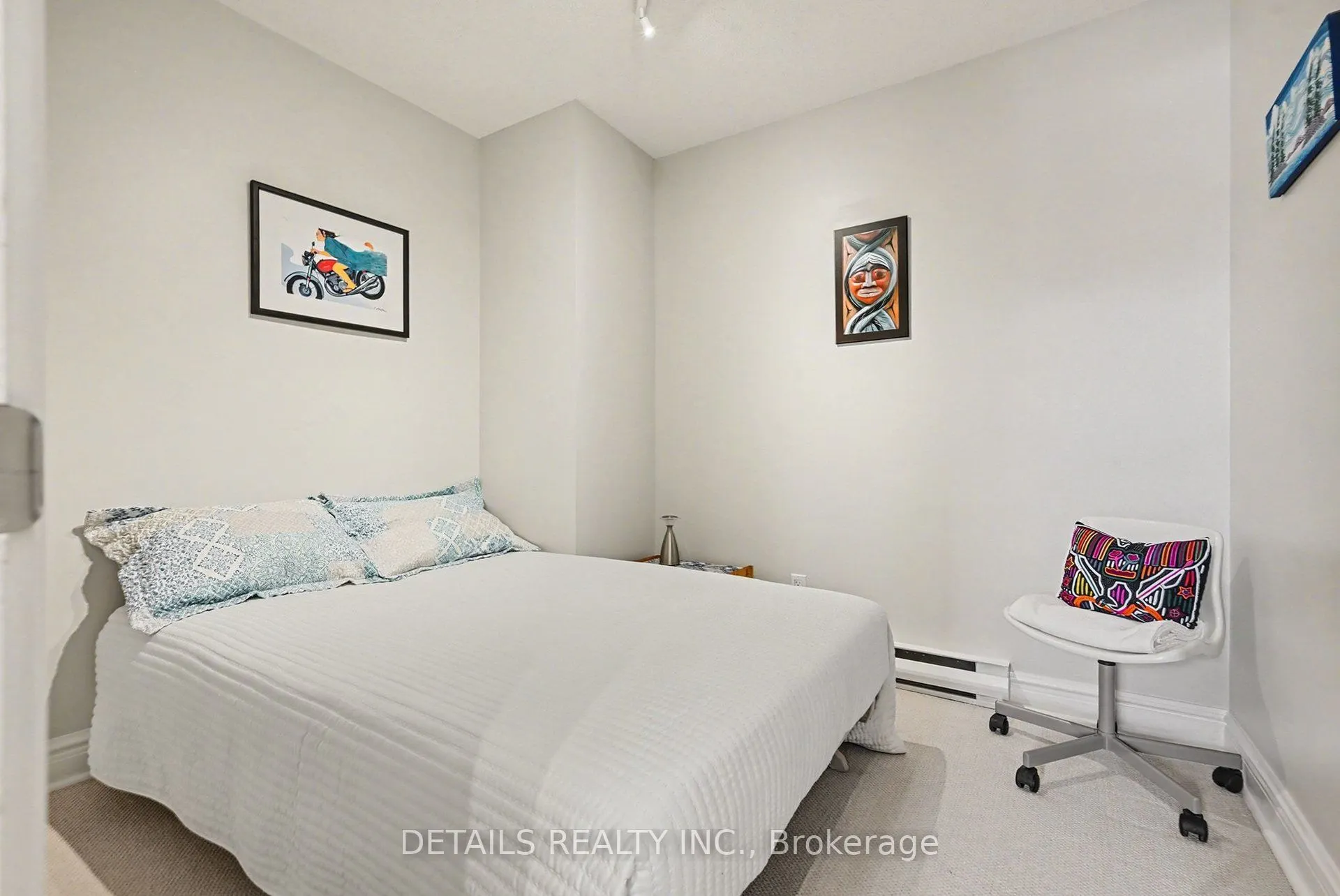 1 Rosamond Street E #311