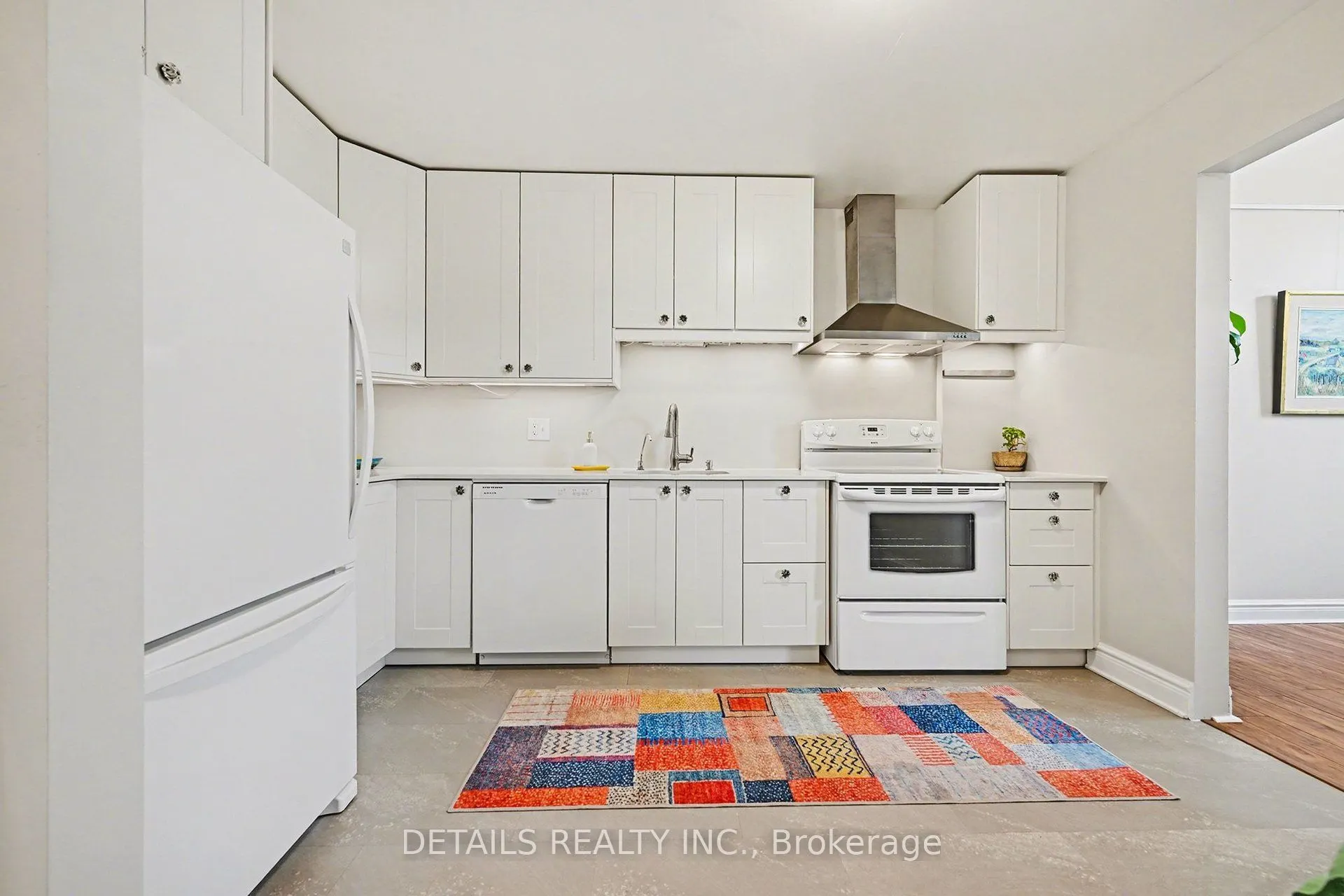 1 Rosamond Street E #311