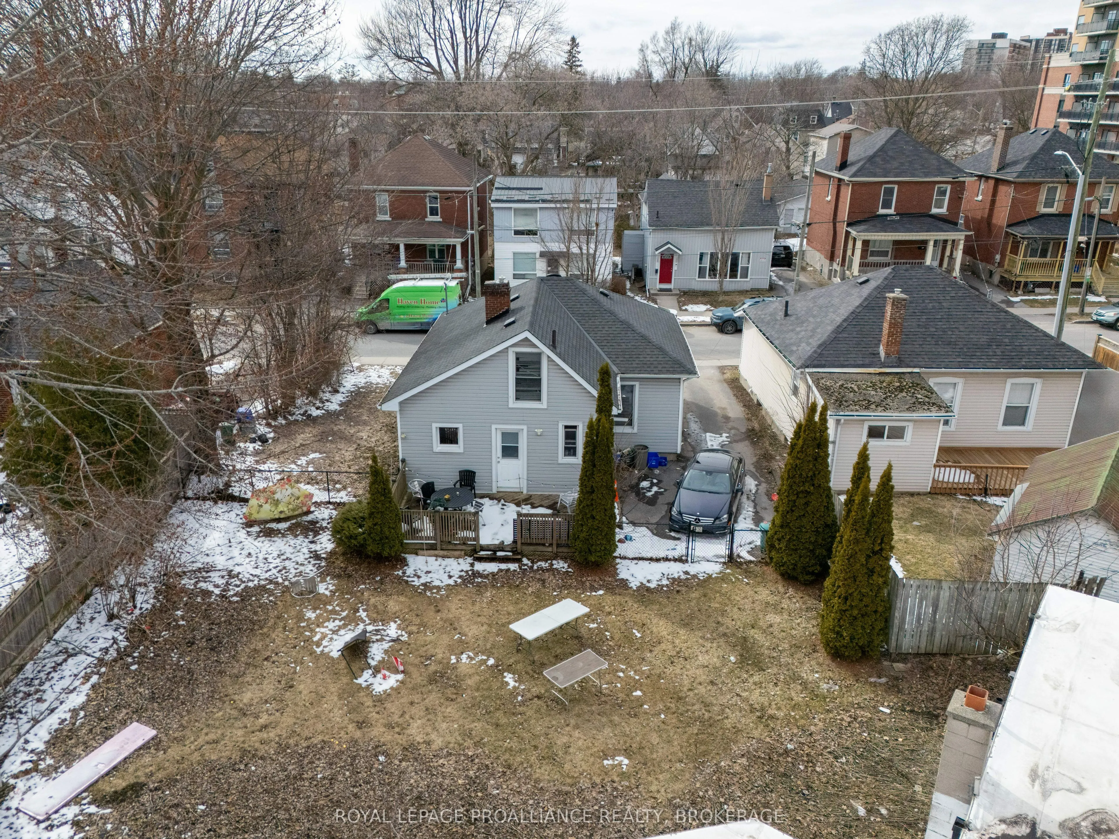 624 Princess Street