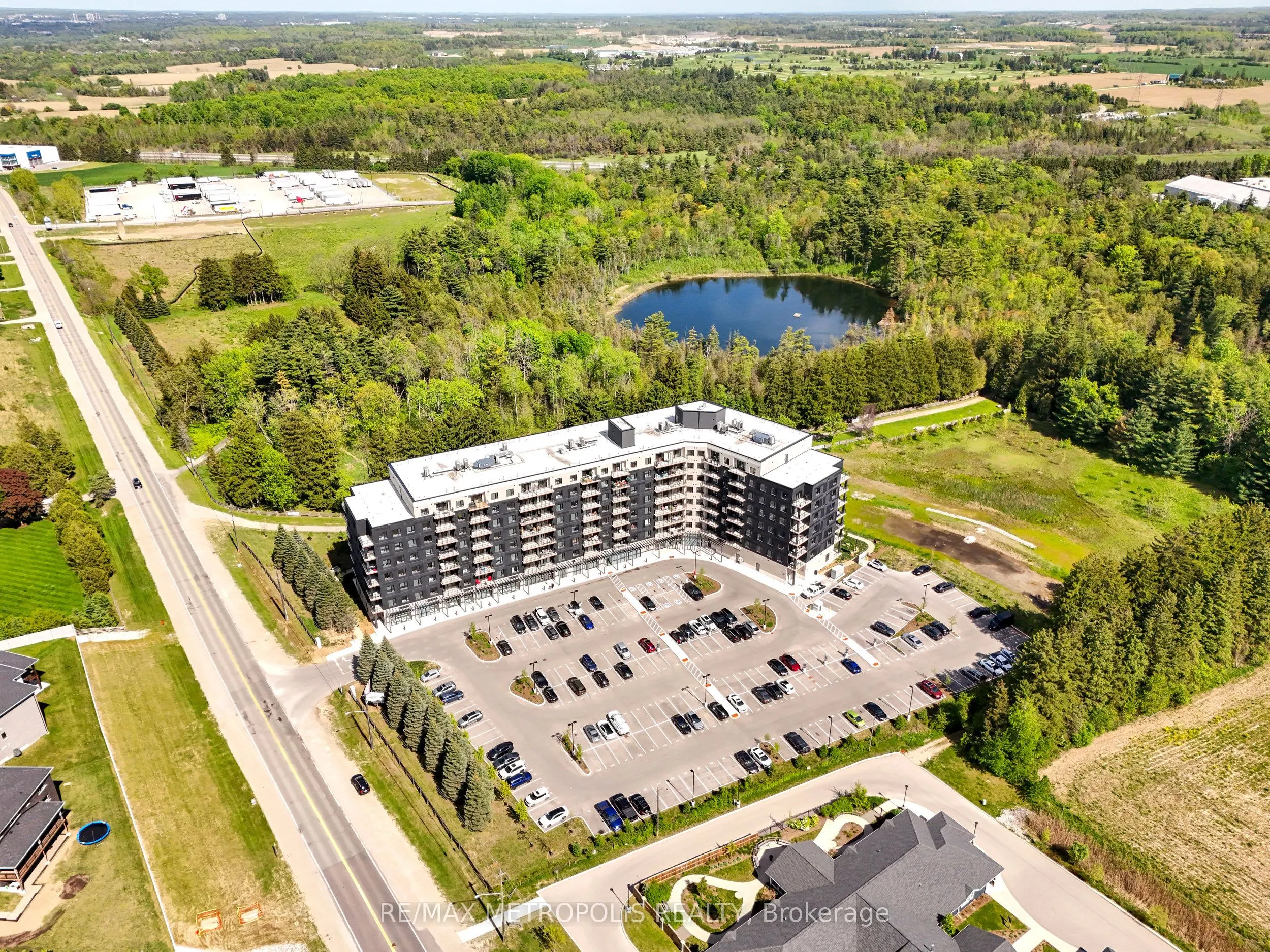 525 New Dundee Road #322