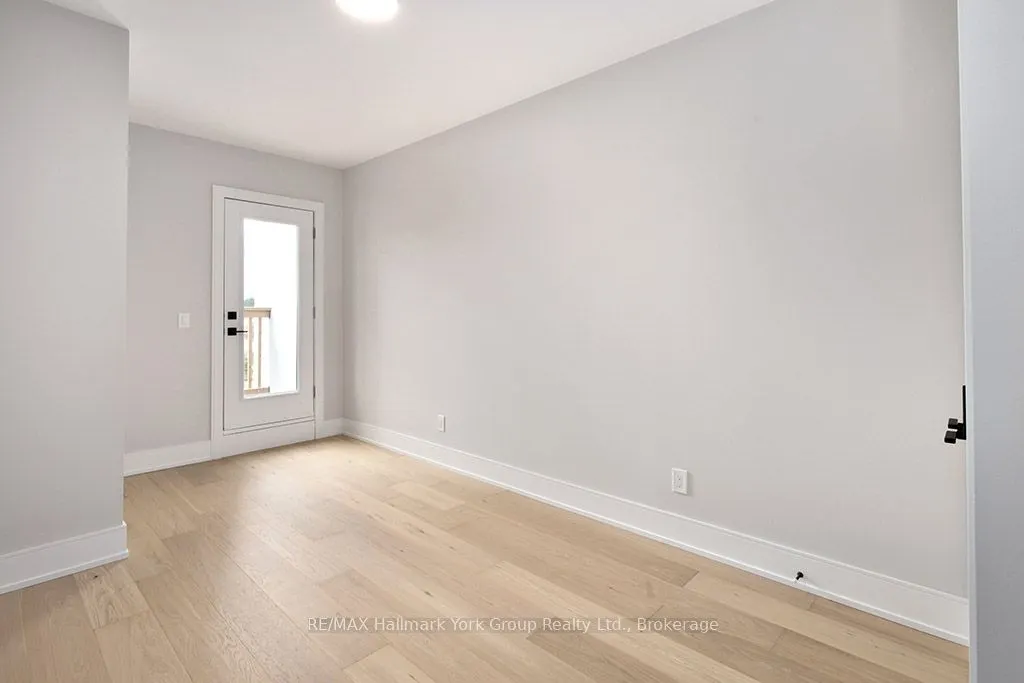 11 WATERVIEW Lane