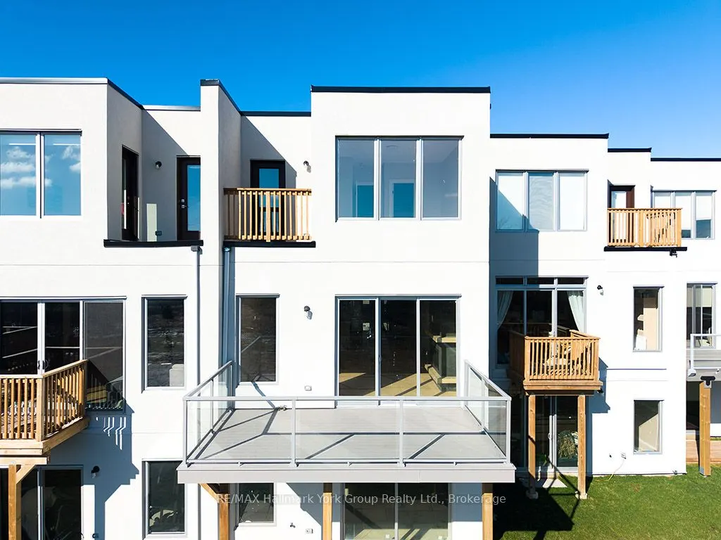 11 WATERVIEW Lane