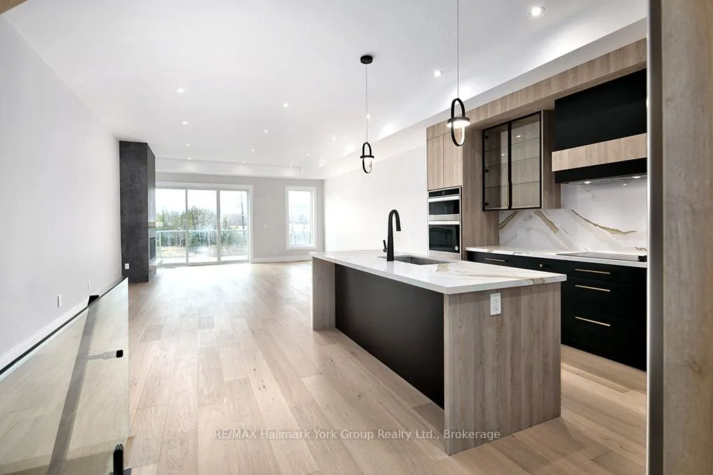 11 WATERVIEW Lane
