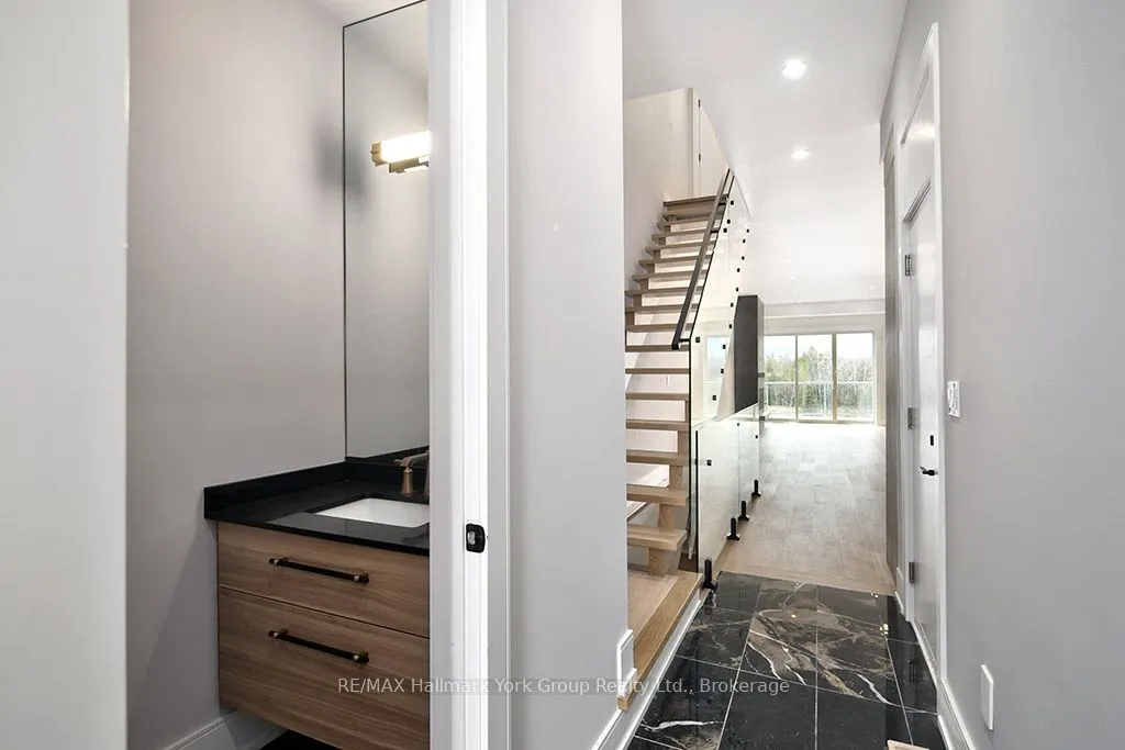 11 WATERVIEW Lane