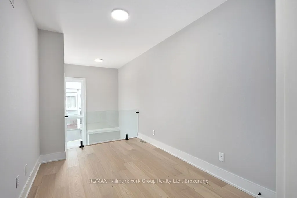 11 WATERVIEW Lane
