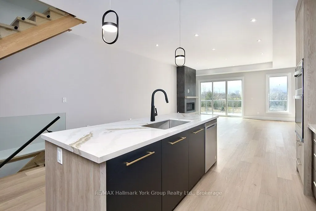 11 WATERVIEW Lane